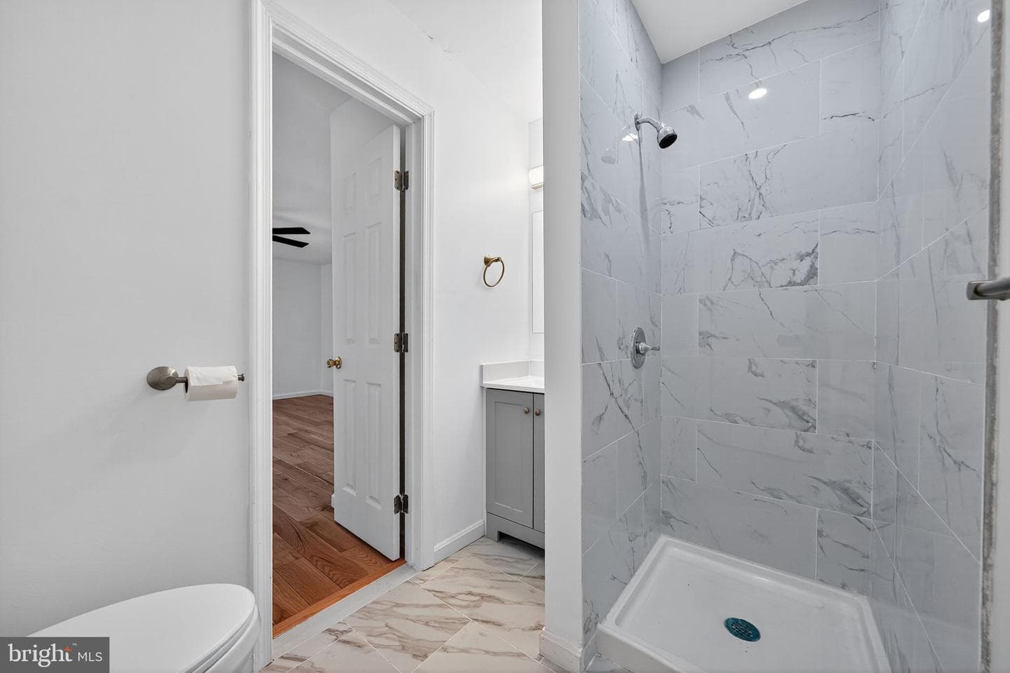 2304 Michigan Avenue photo 20