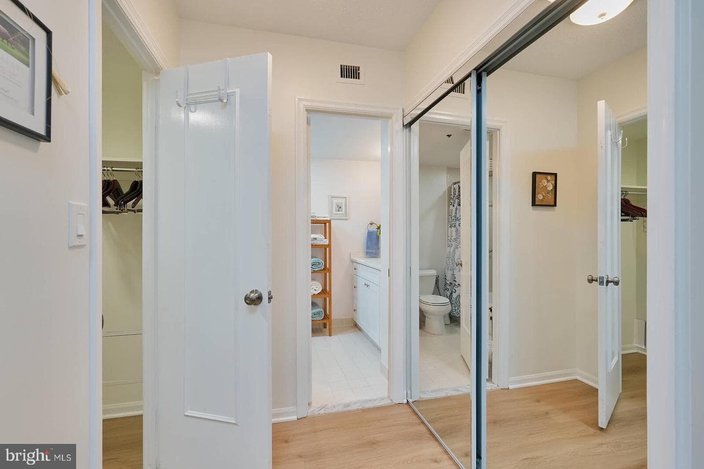 5800 Nicholson #1-404 photo 17