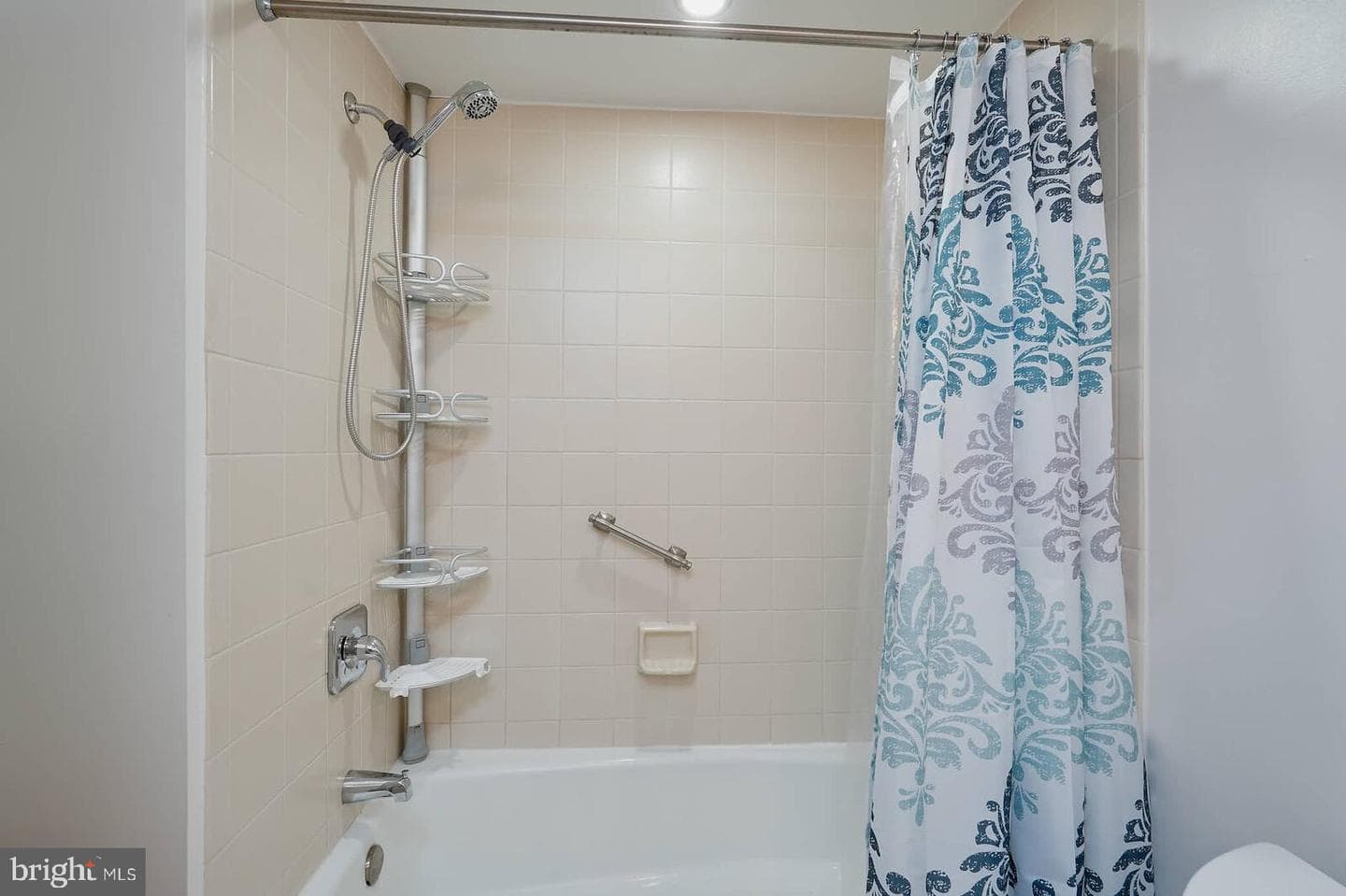 5800 Nicholson #1-404 photo 19
