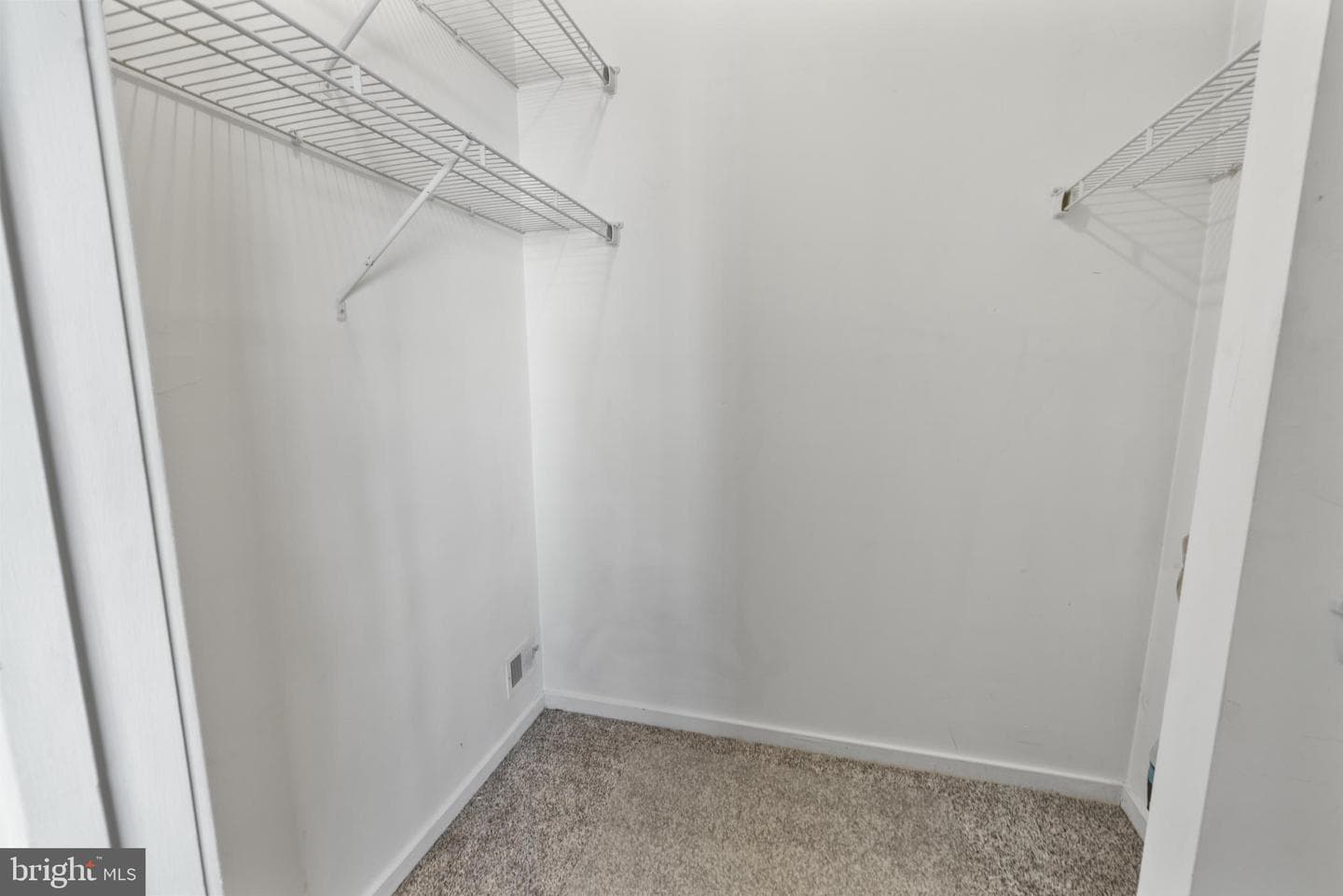 9802 Sailfish Terrace photo 13