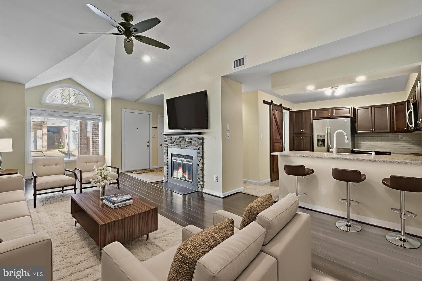 9802 Sailfish Terrace photo 7