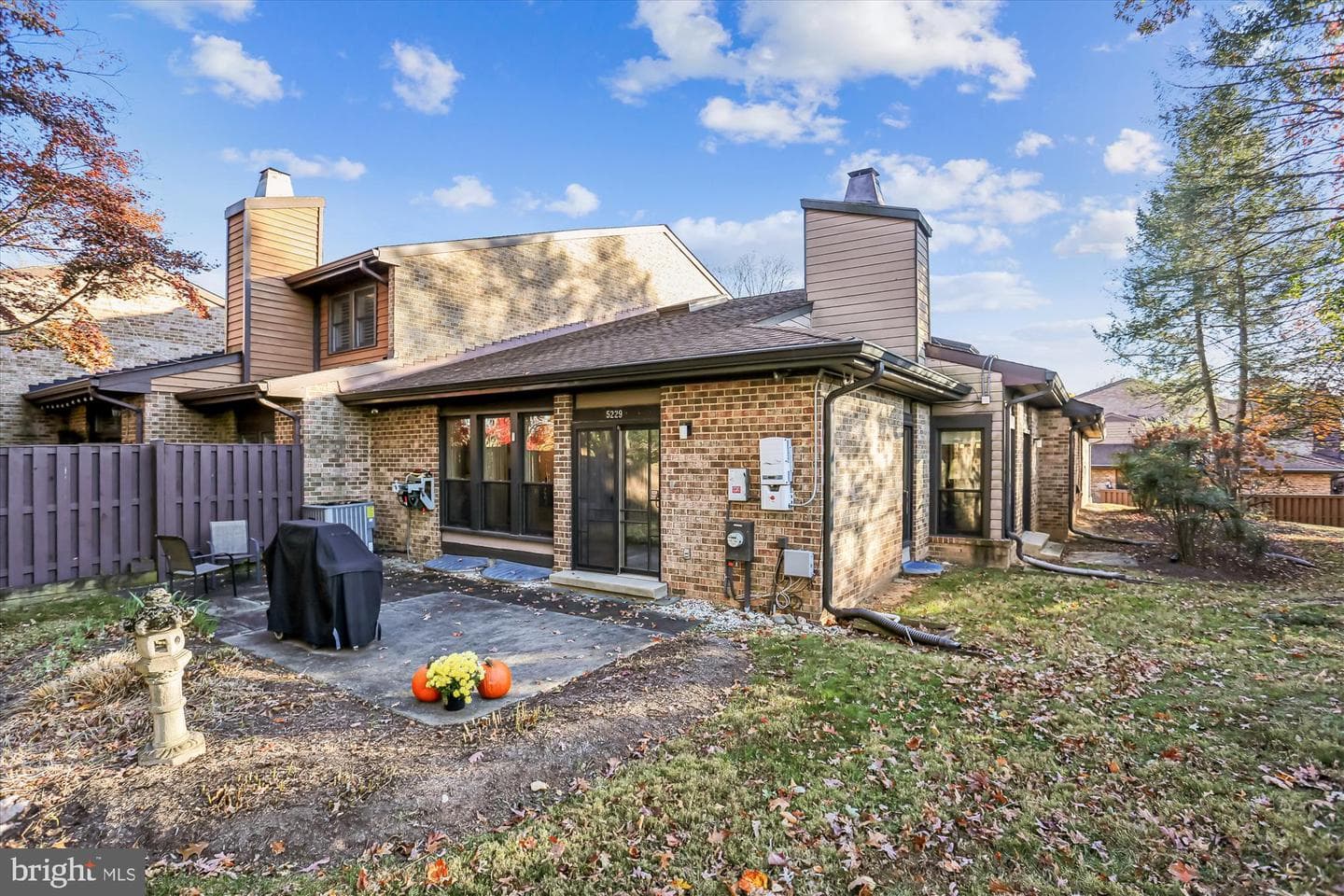 5229 Strathmore Avenue photo 27