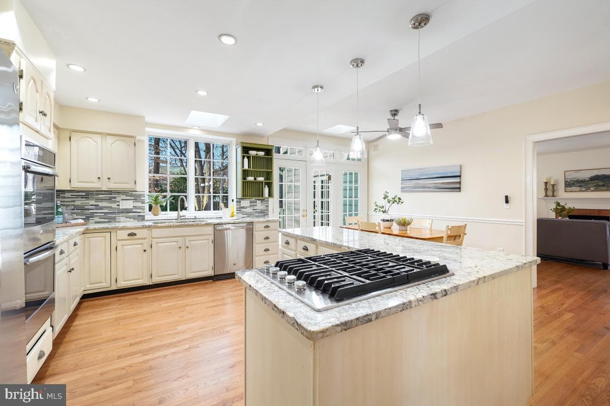 7700 Brickyard Road photo 11