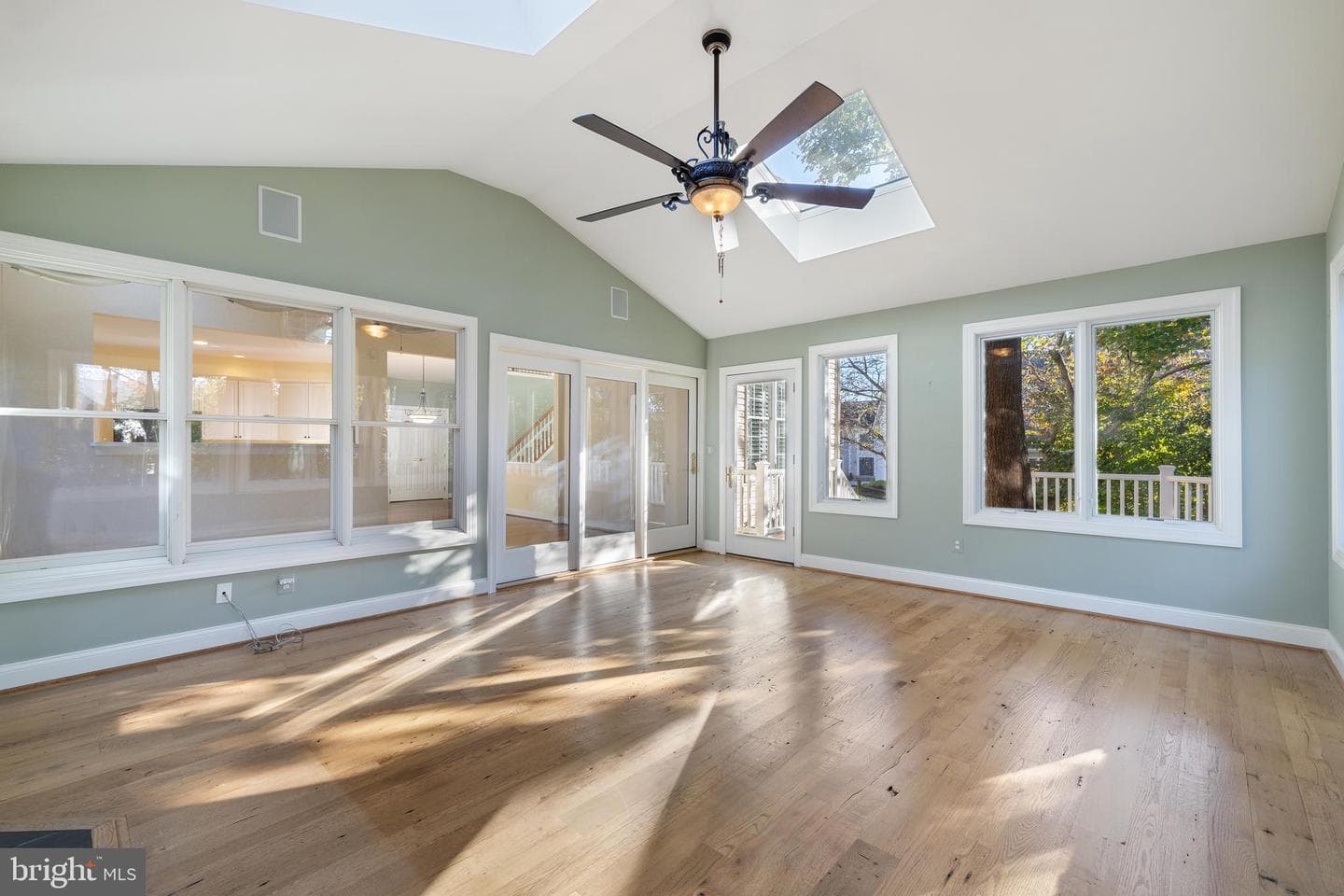 10113 Daphney House Way photo 26
