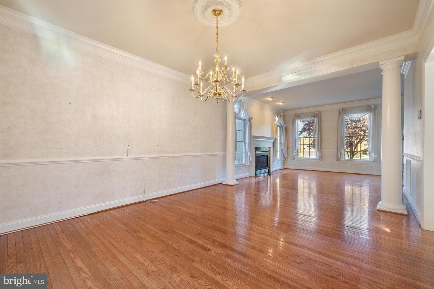 10113 Daphney House Way photo 32