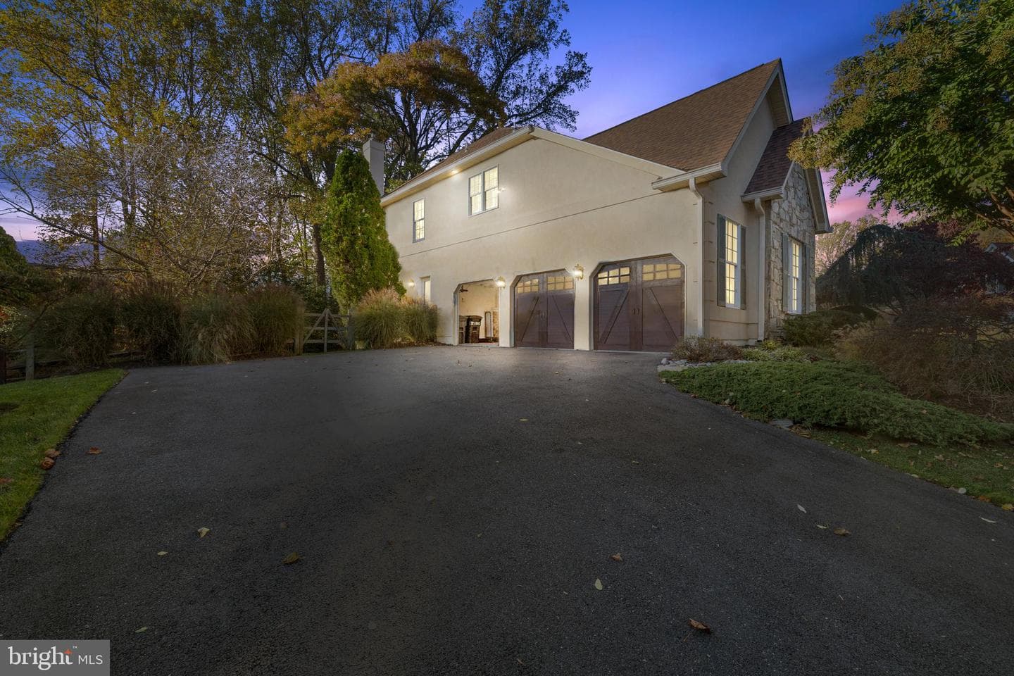 10113 Daphney House Way photo 4