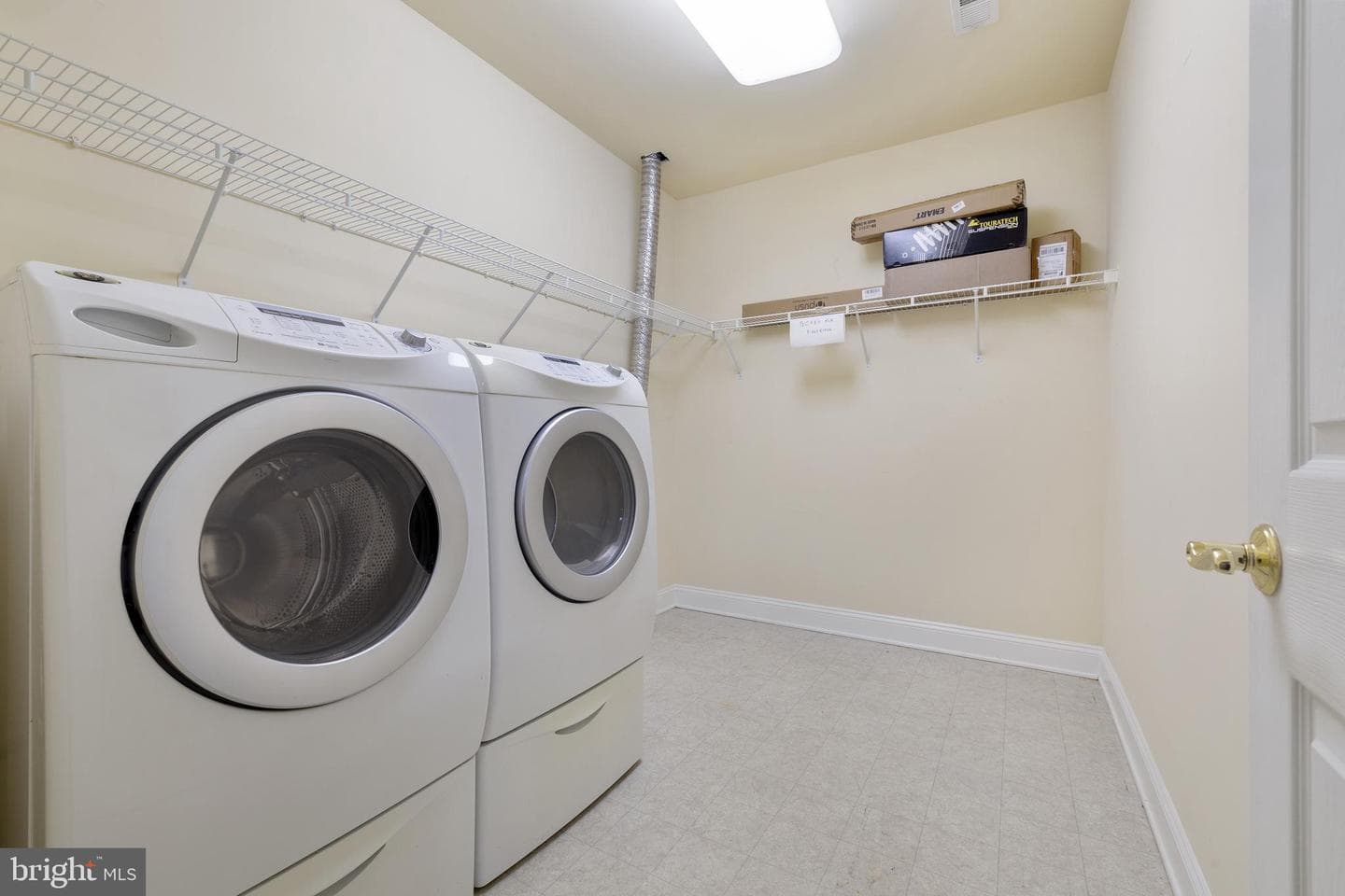 10113 Daphney House Way photo 40
