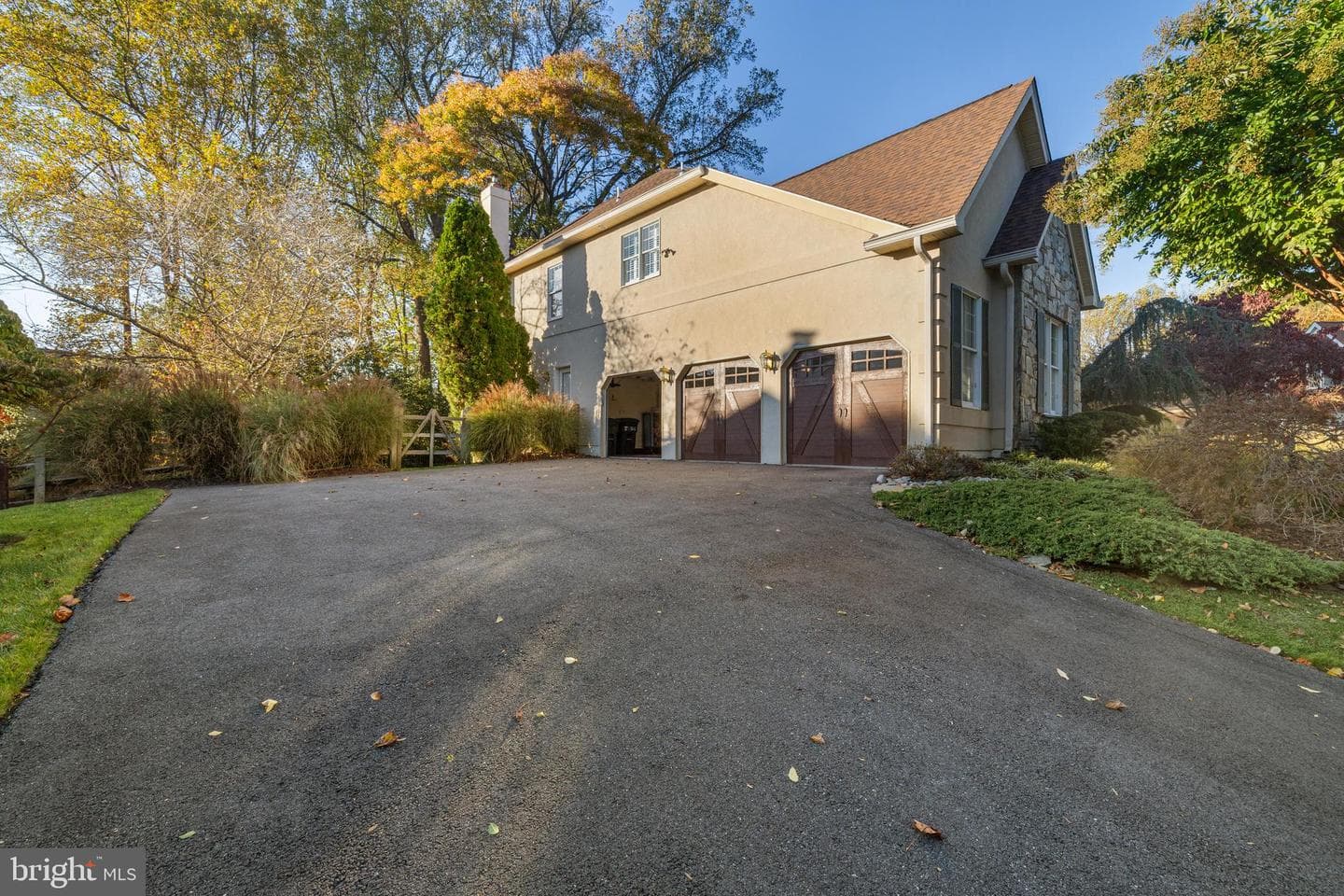 10113 Daphney House Way photo 5