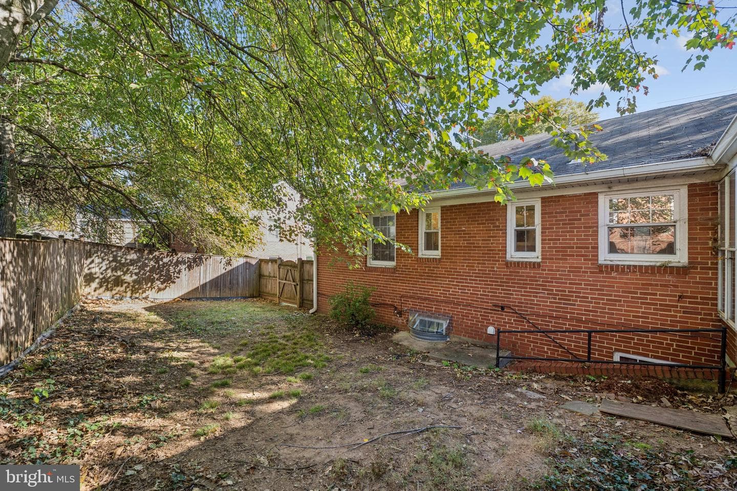 9700 Dameron Drive photo 32