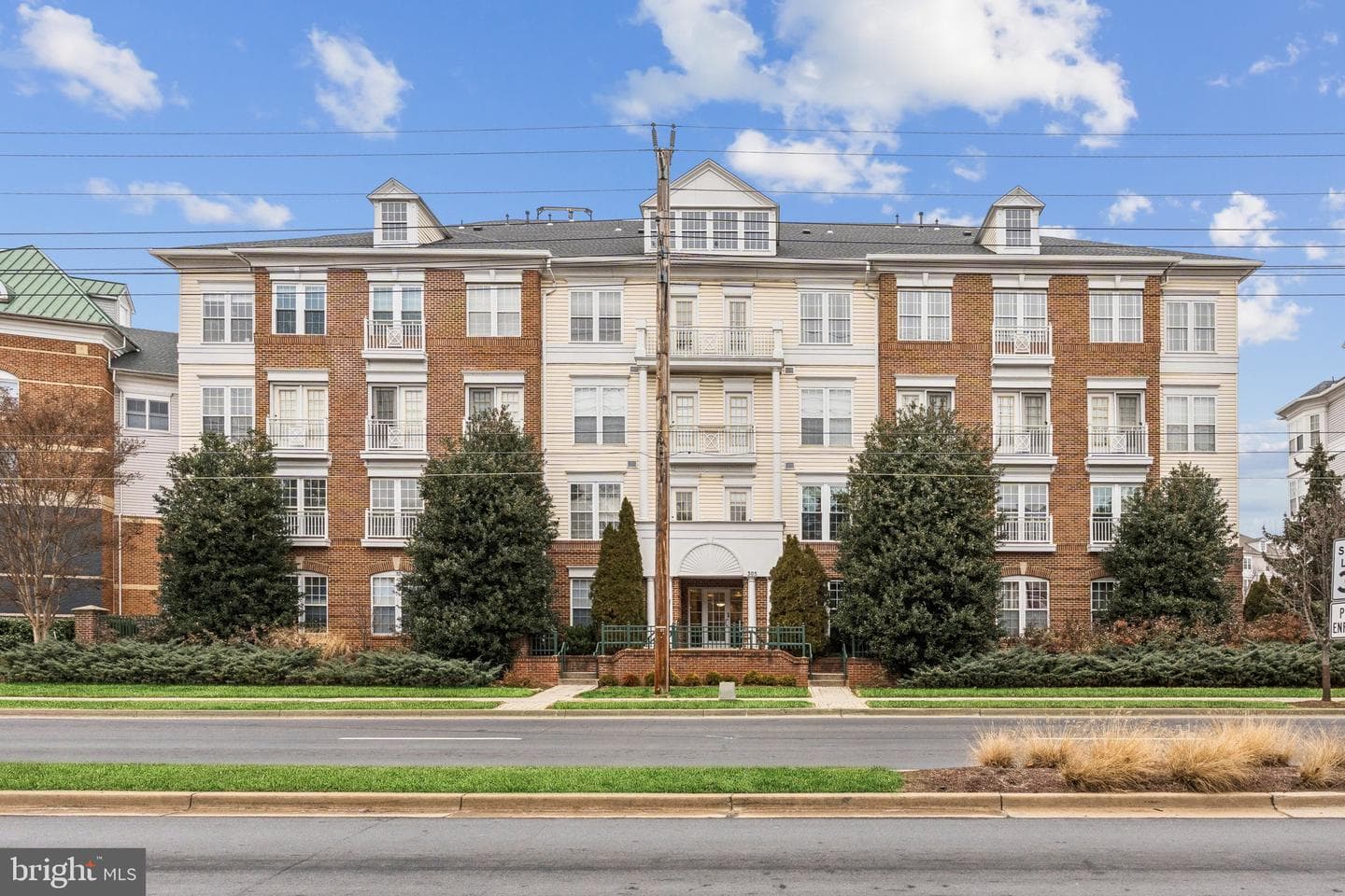 305 Redland Boulevard #402