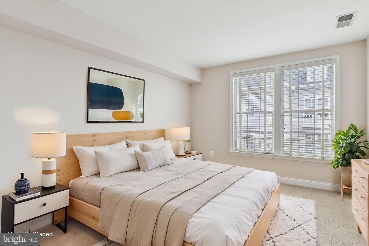 305 Redland Boulevard #402 photo 9