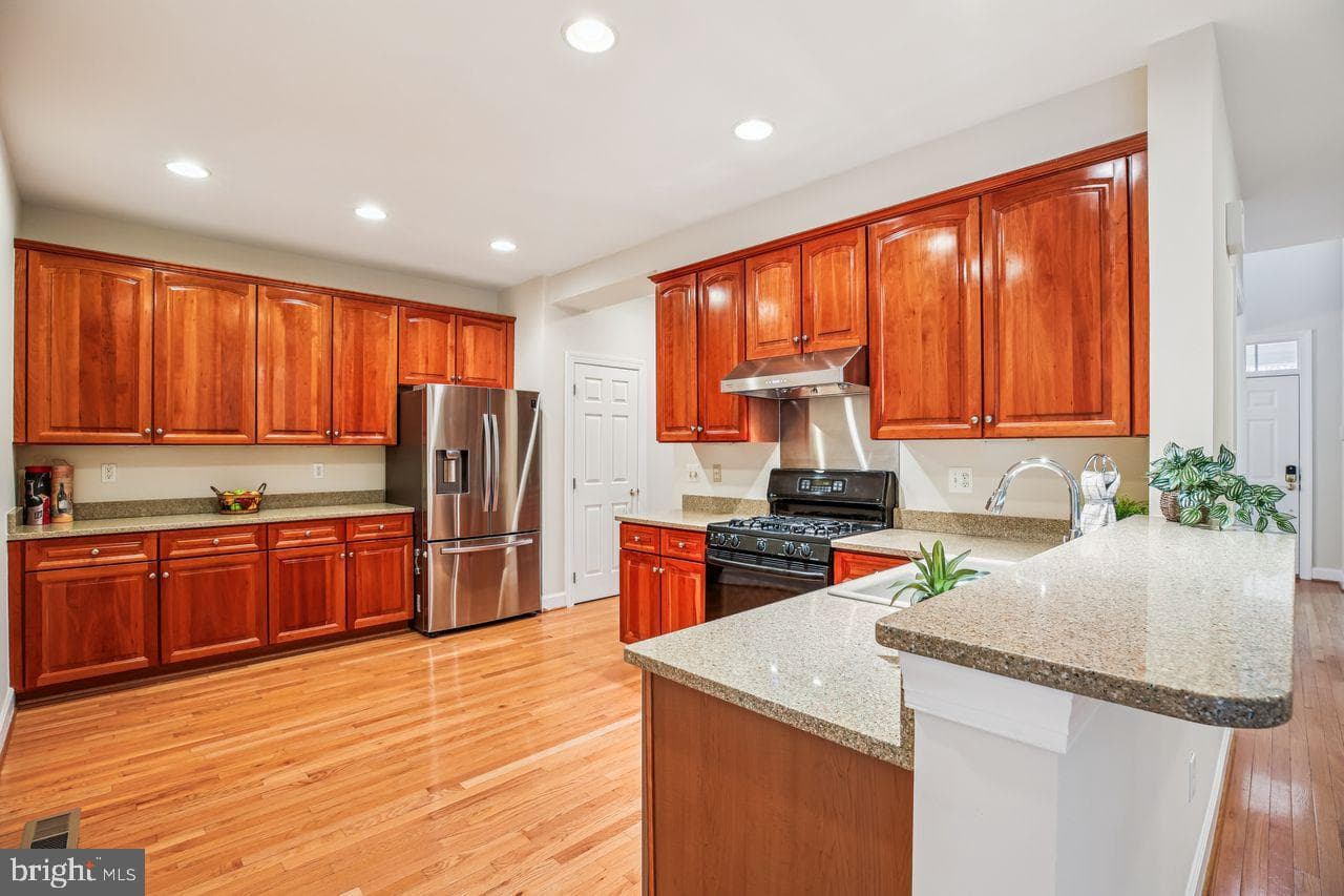 1105 Pleasant Circle photo 17