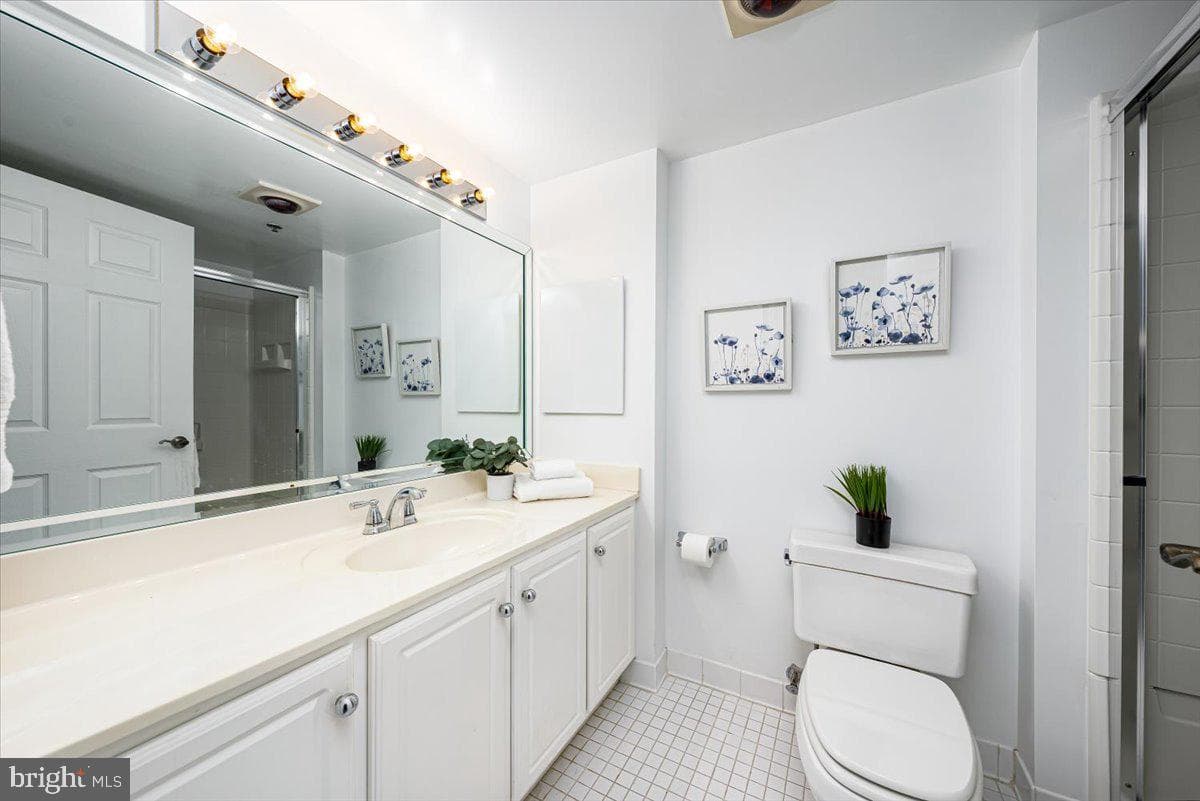14805 Pennfield Circle #201 photo 22