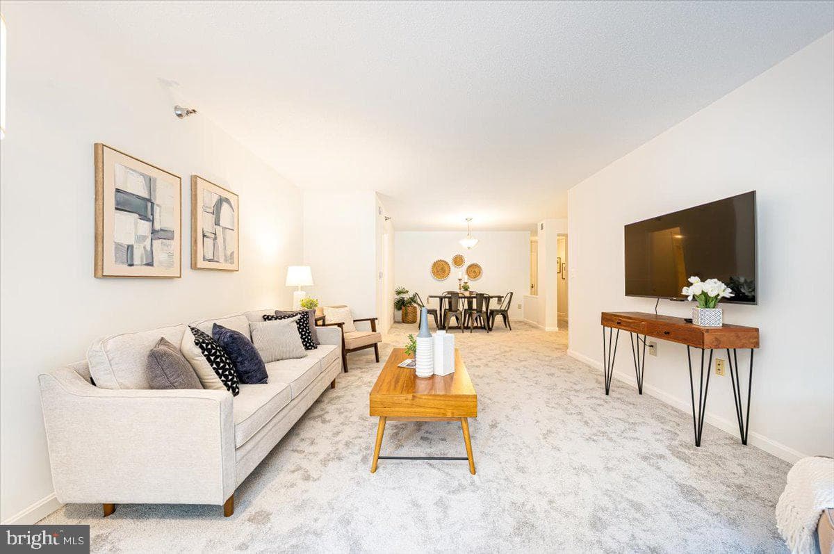 14805 Pennfield Circle #201 photo 4