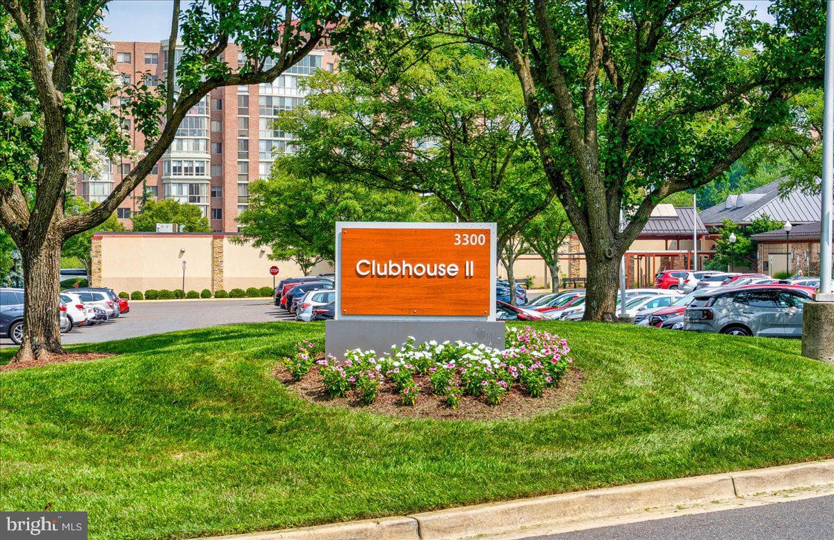 14805 Pennfield Circle #201 photo 47