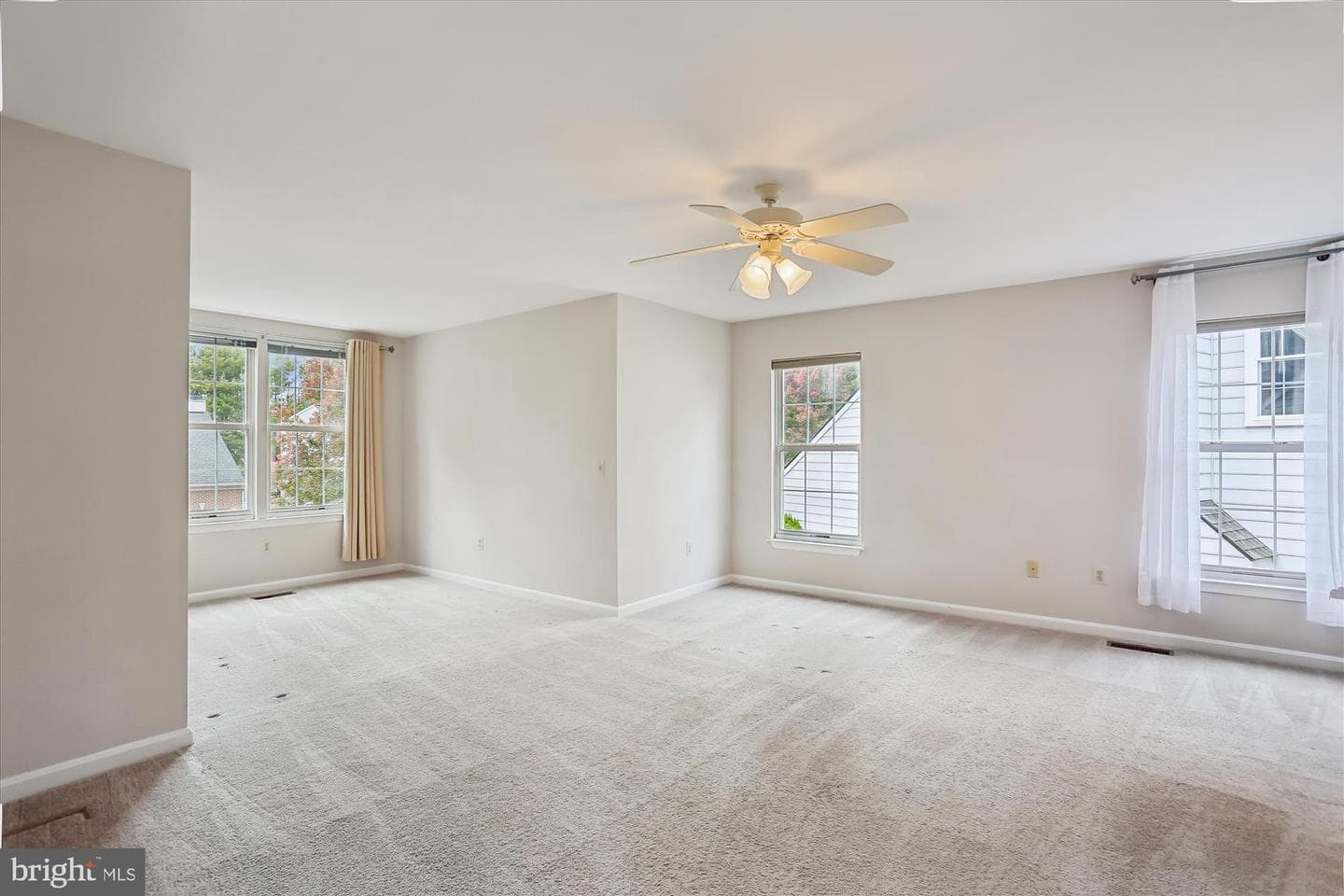 11609 Seneca Forest Circle photo 25