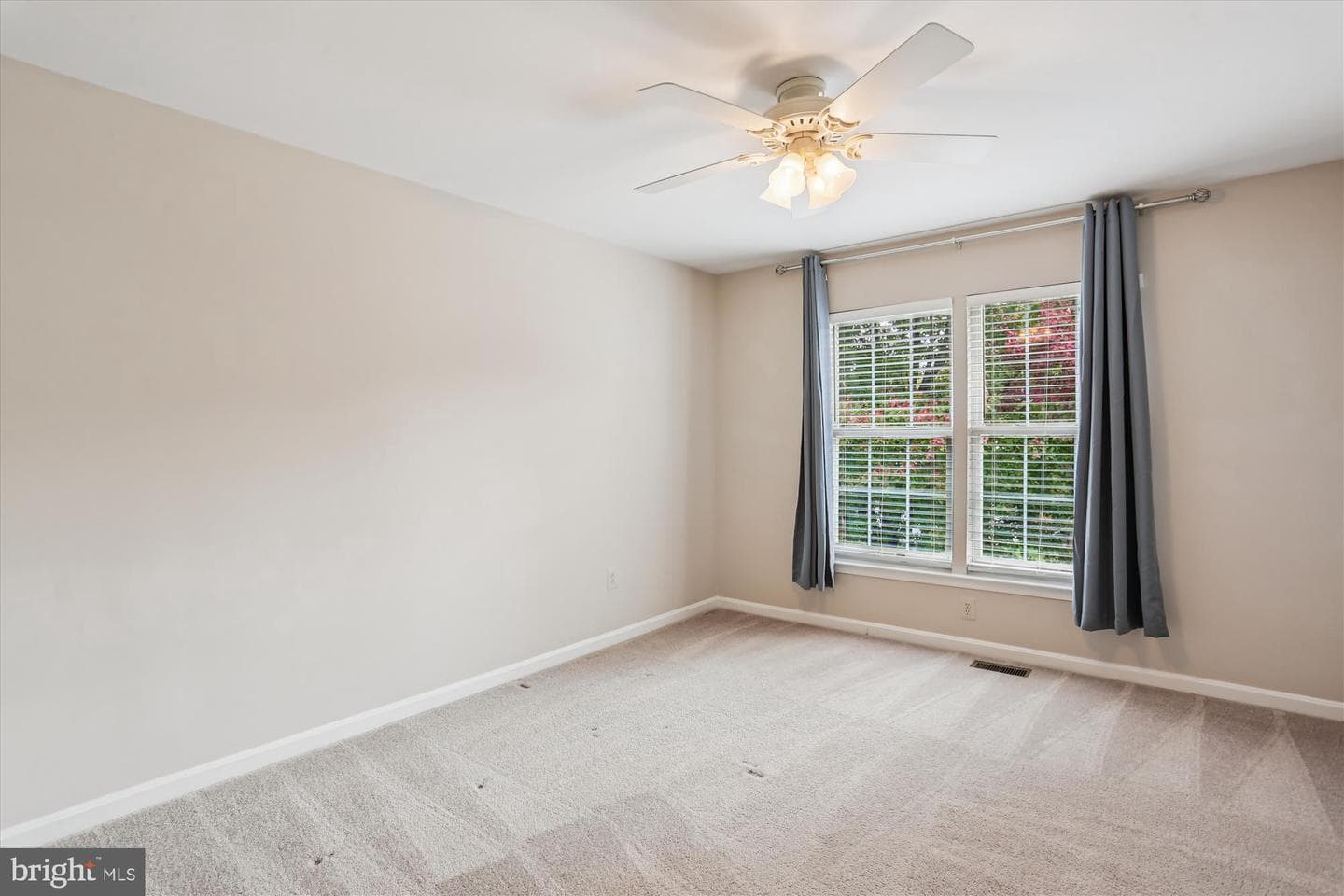 11609 Seneca Forest Circle photo 30