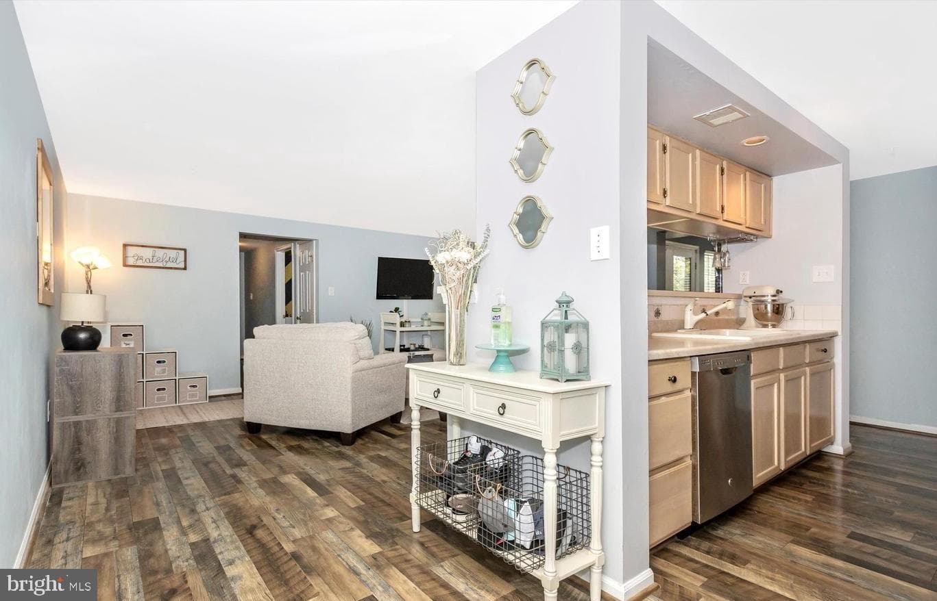 13105 Briarcliff Terrace #11-1104 photo 12