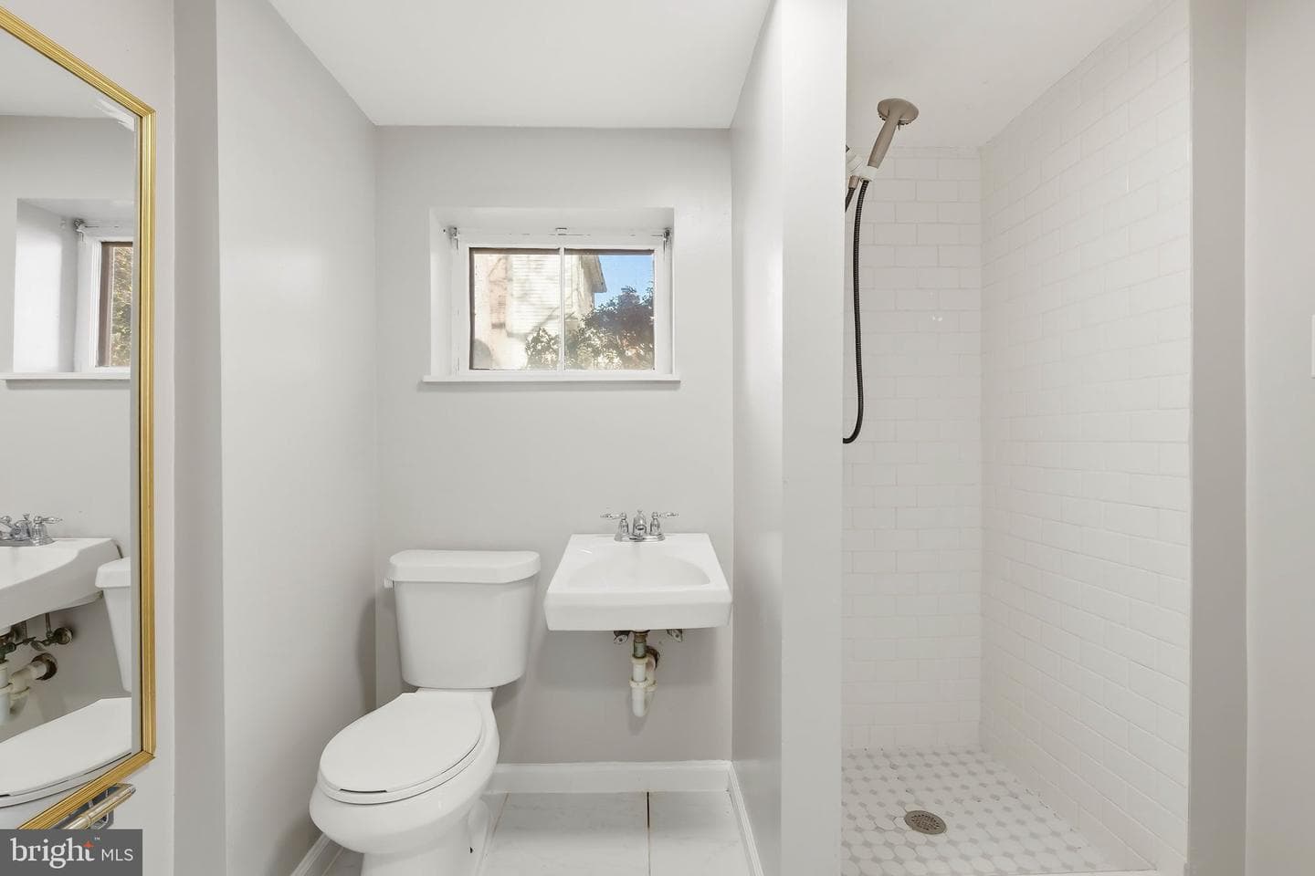 2031 Henderson Avenue photo 26