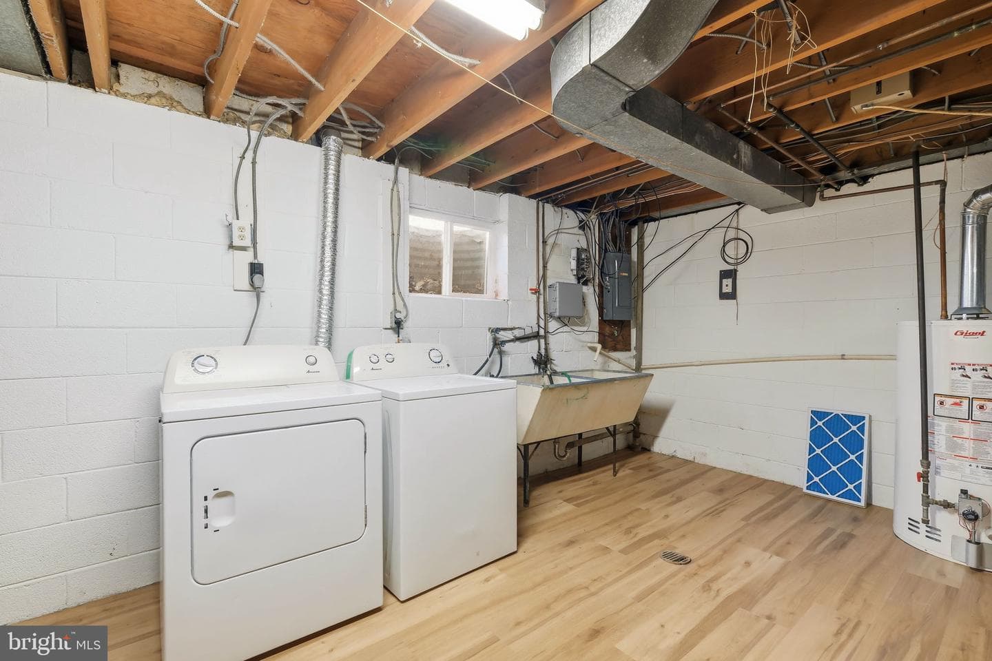 2031 Henderson Avenue photo 30