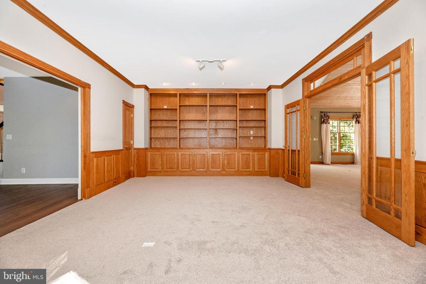 24213 Muscari Court photo 33