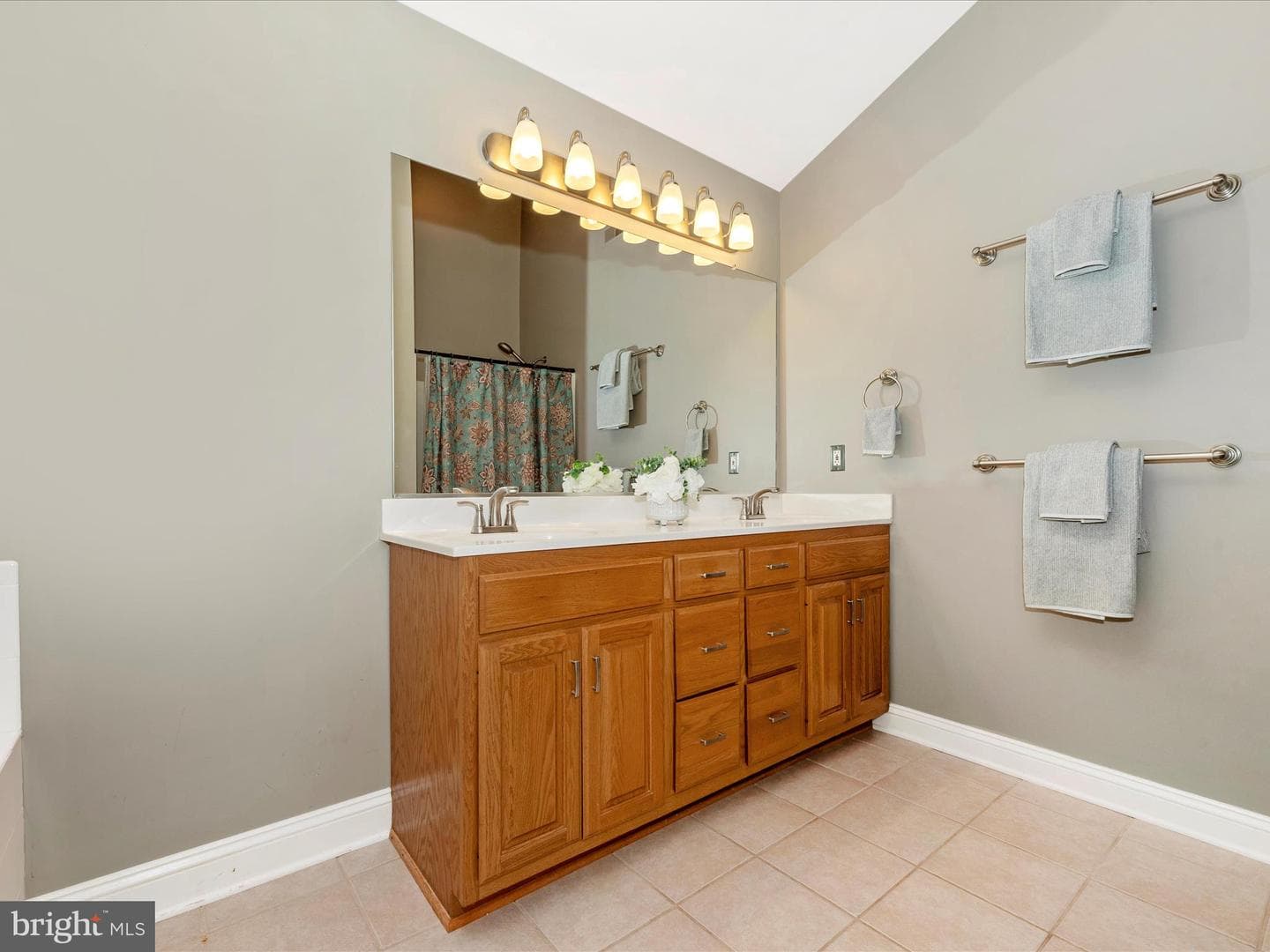 24213 Muscari Court photo 39