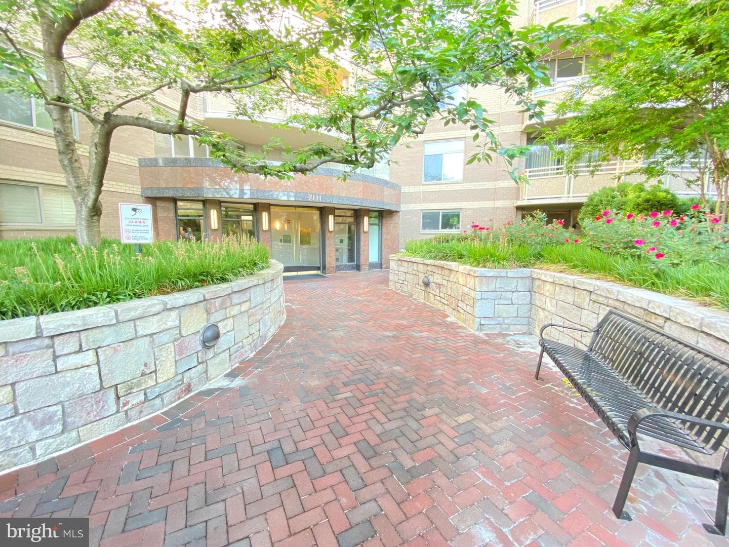 7111 Woodmont Avenue #103 photo 16