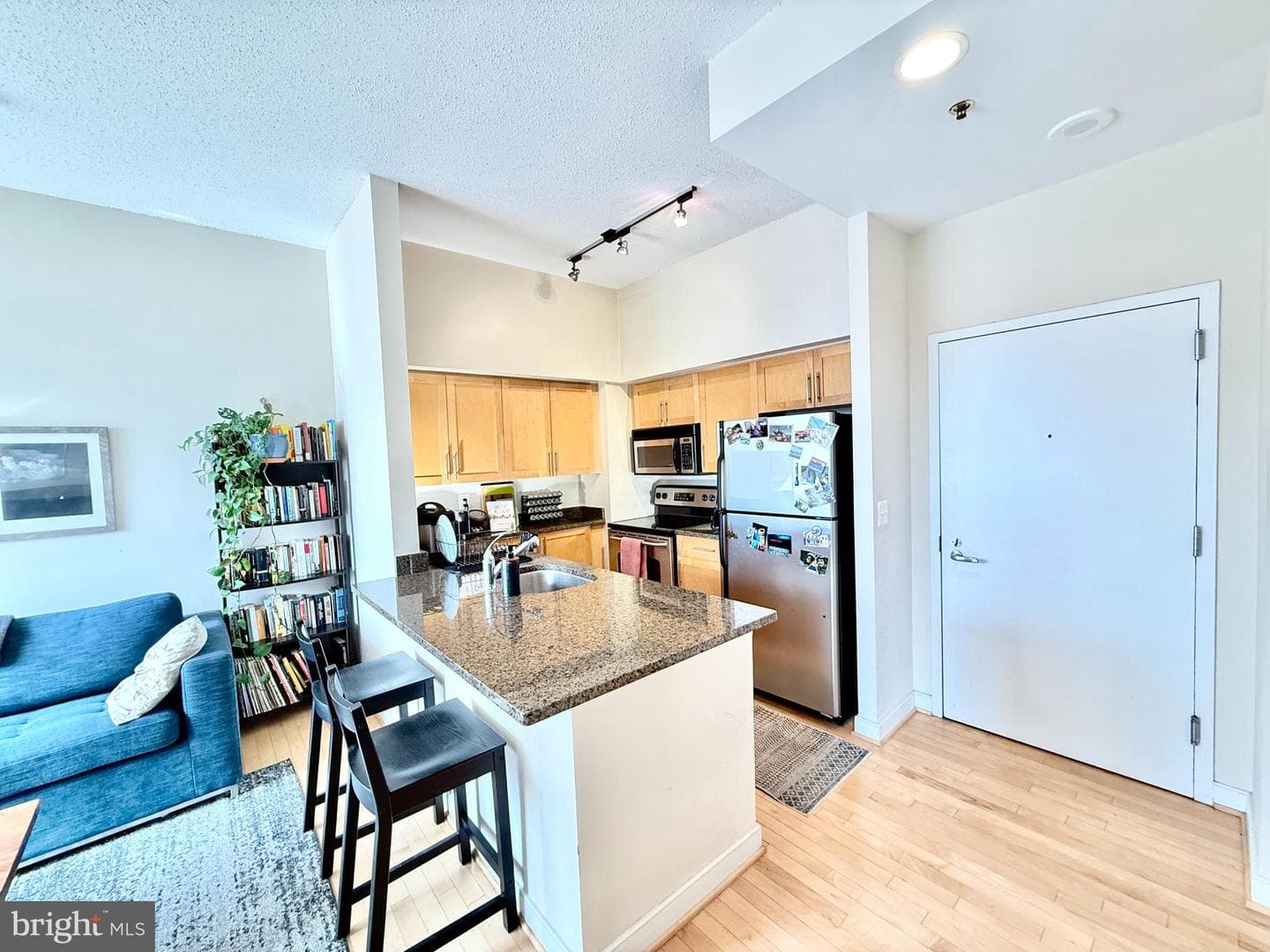 7500 Woodmont Avenue #s1204 photo 3