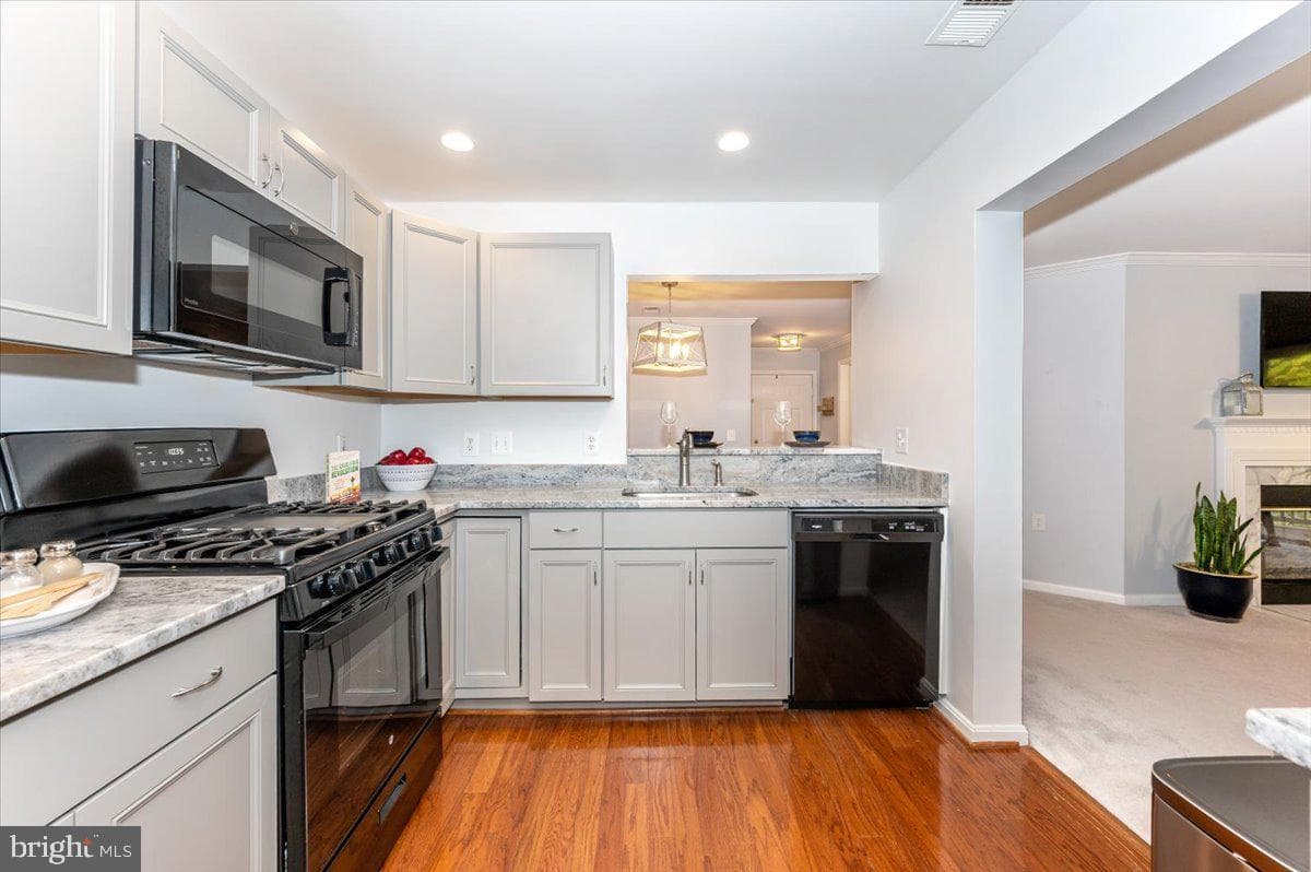 15303 Diamond Cove Terrace #8-K photo 18