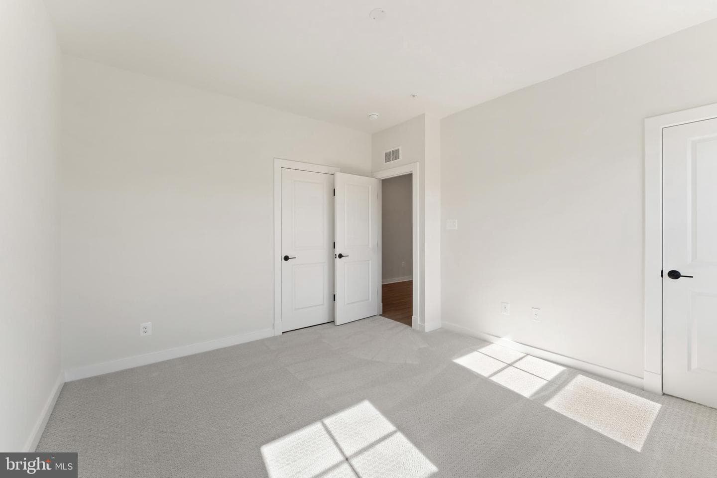 17403 Fyffe Rd photo 23