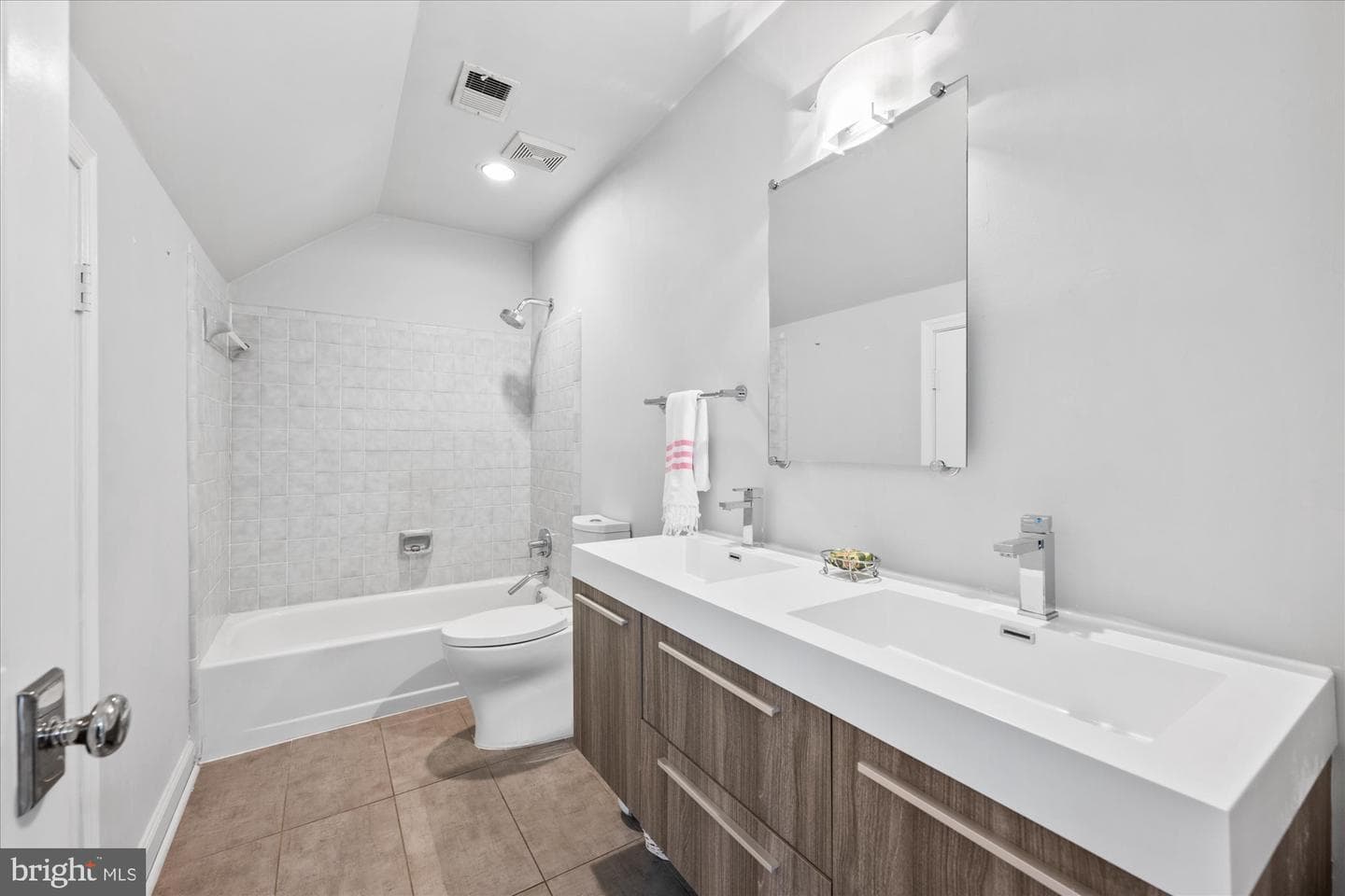6700 Landon Lane photo 25