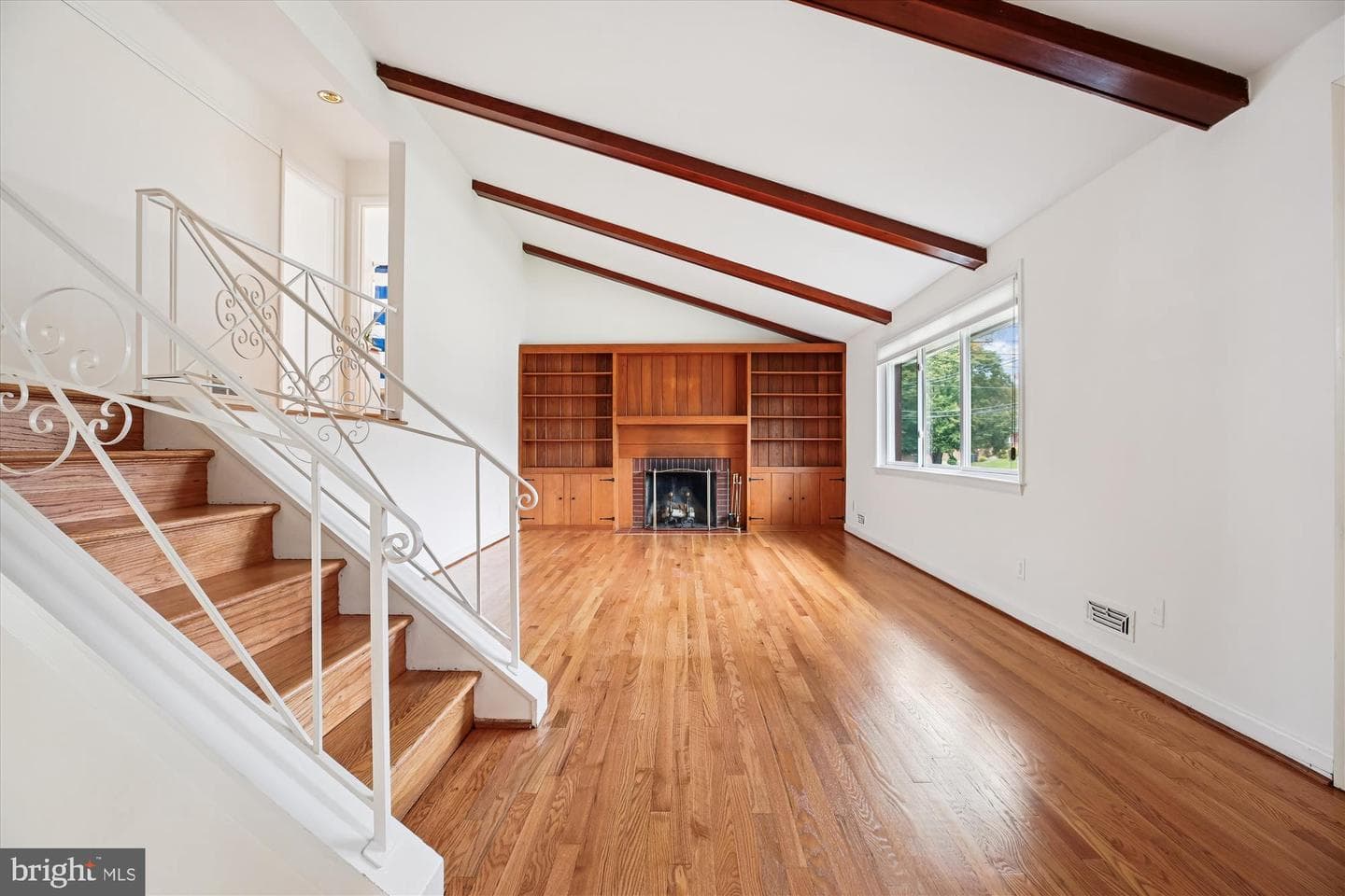 3503 Kayson Street photo 6