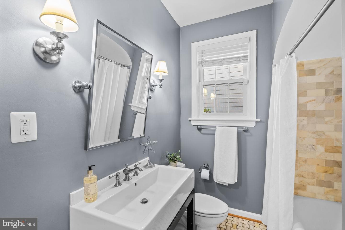 4903 Chevy Chase Boulevard photo 19