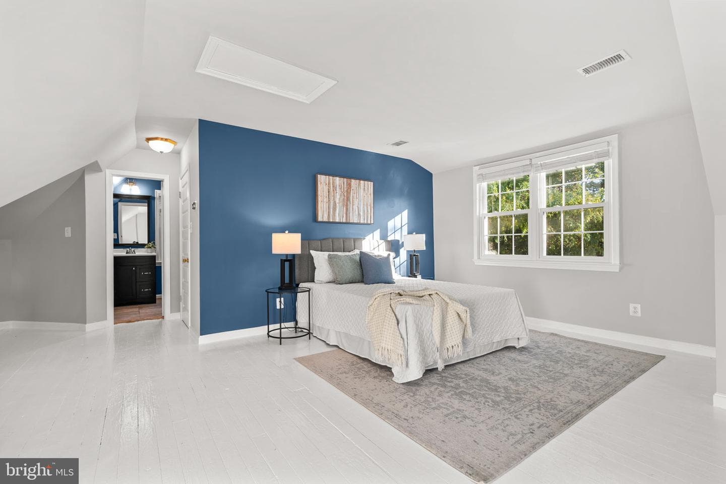 4903 Chevy Chase Boulevard photo 24