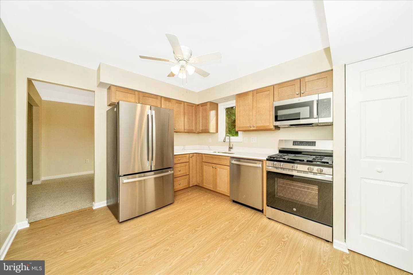 15428 Peach Leaf Drive photo 5