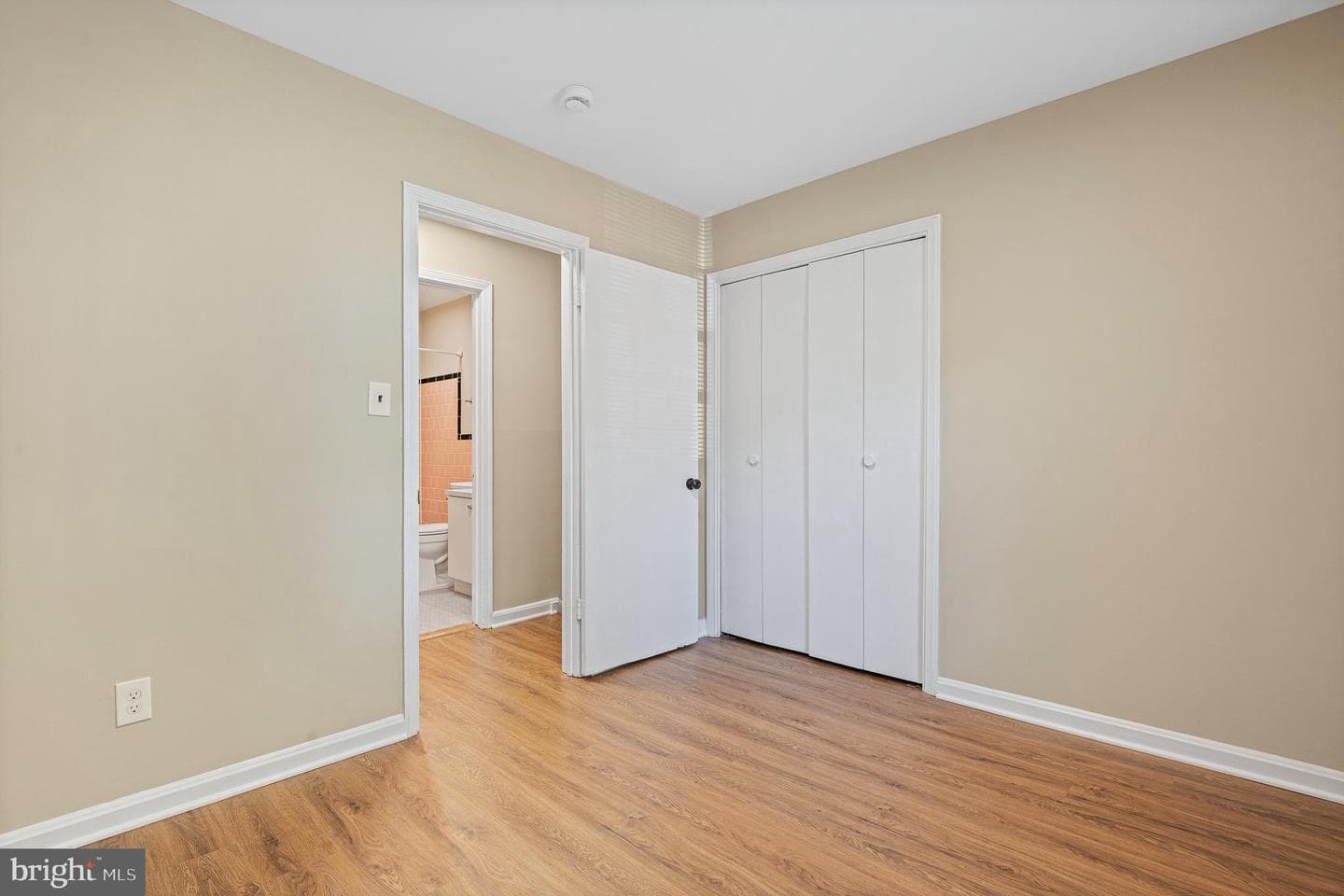9713 Byeforde Road photo 22