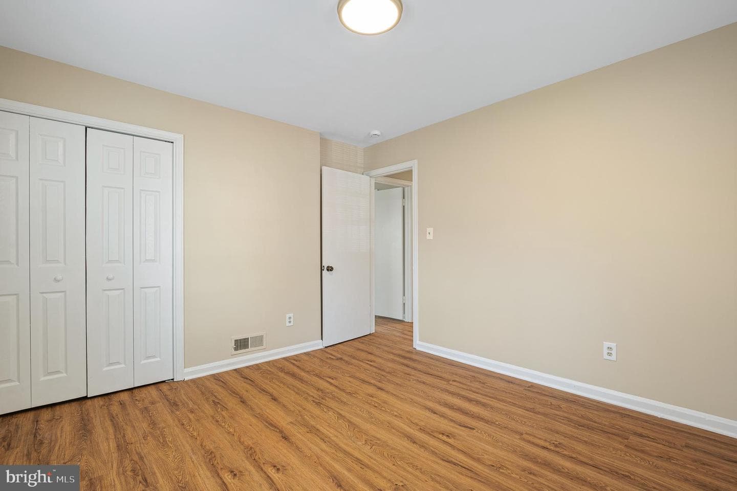 9713 Byeforde Road photo 28