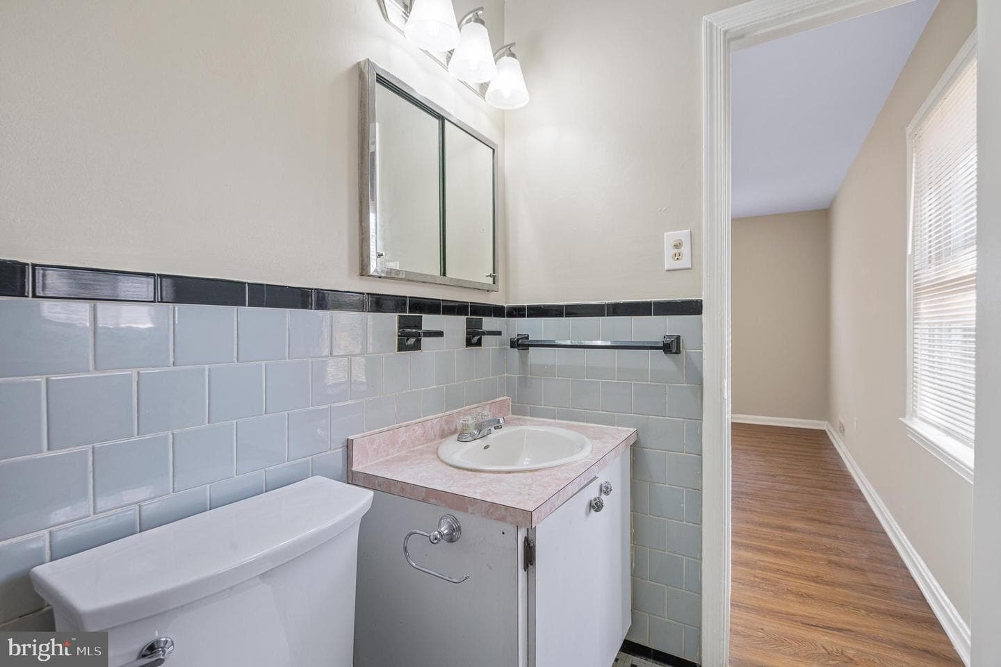 9713 Byeforde Road photo 35