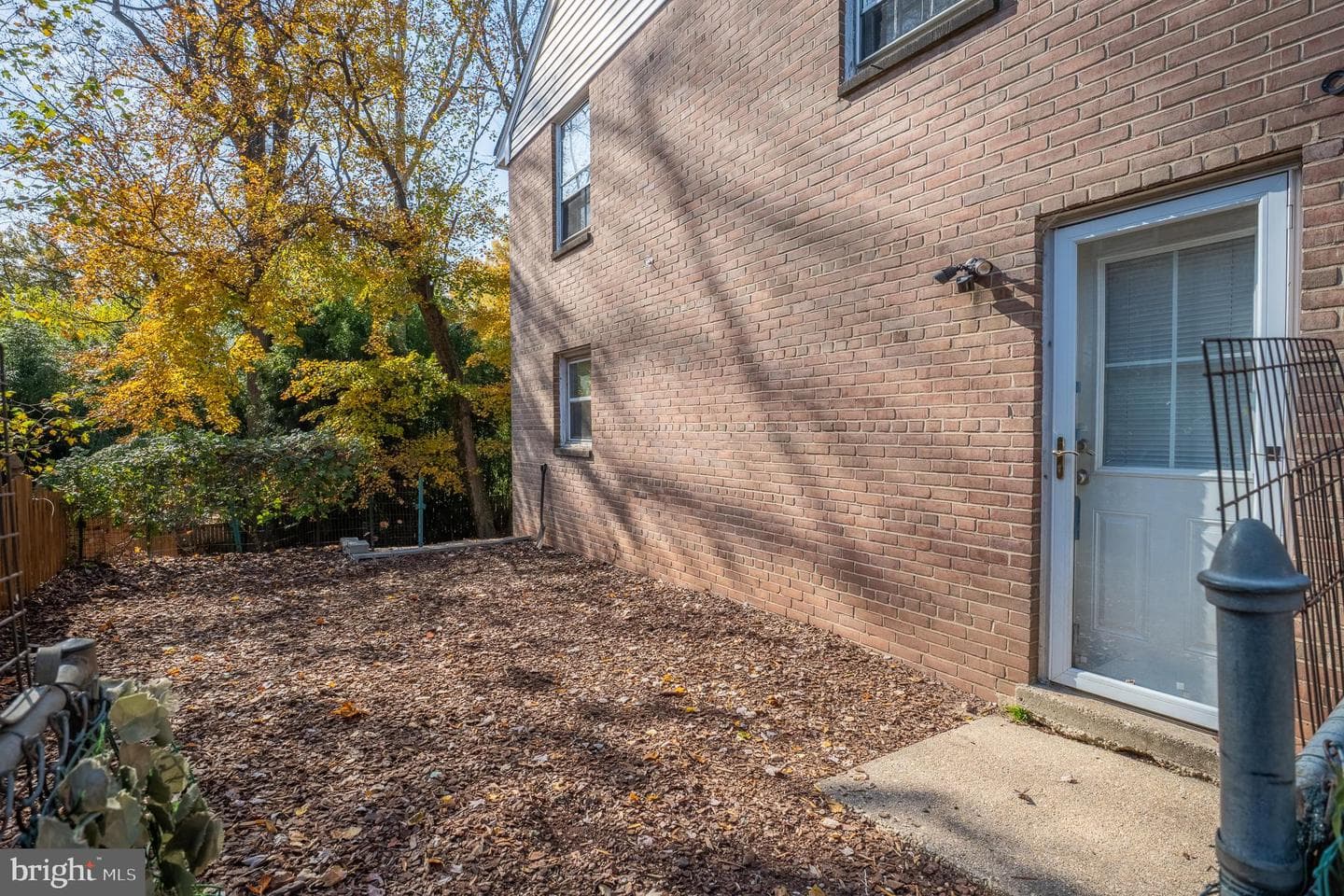 9713 Byeforde Road photo 54