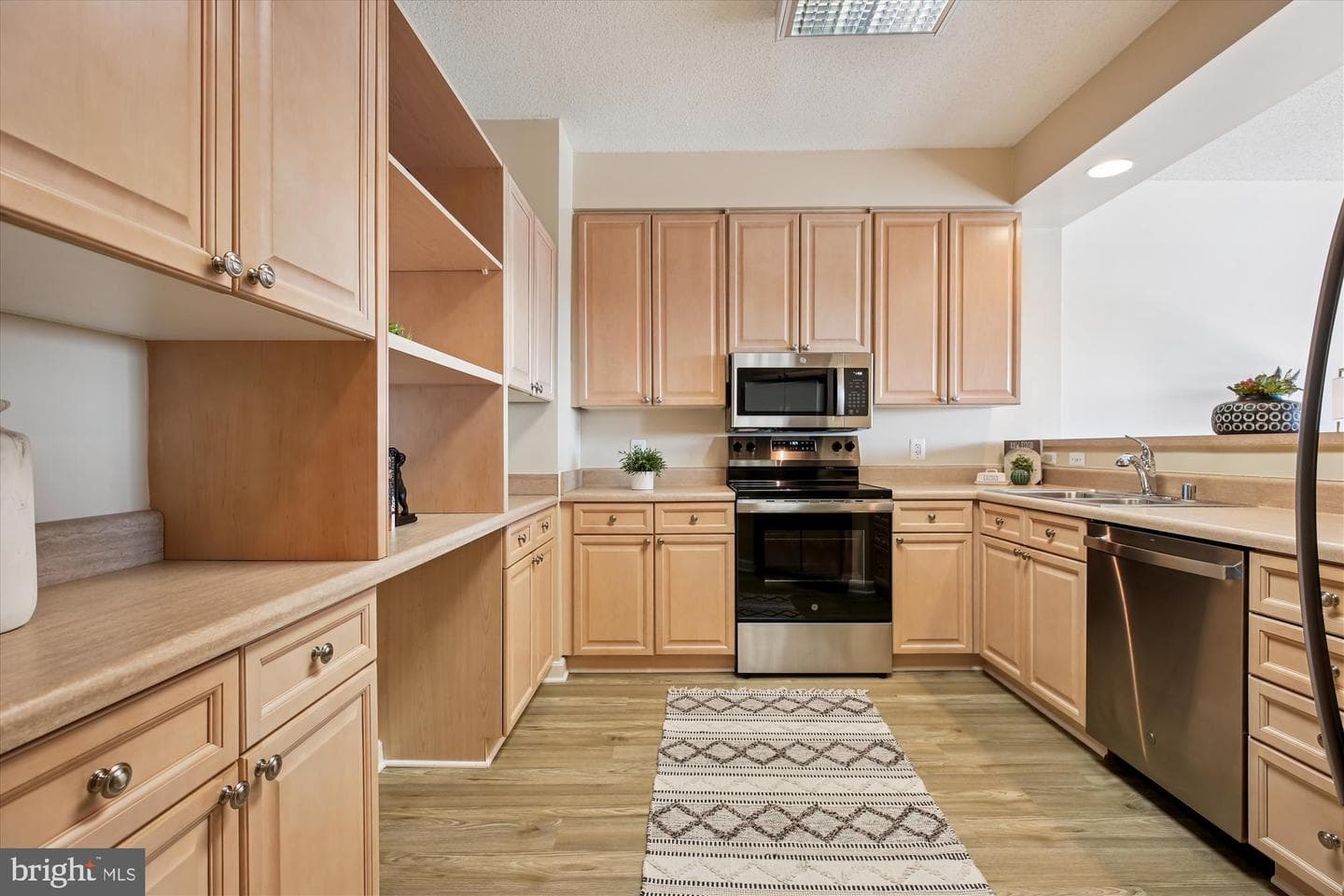 3005 S Leisure World Boulevard #802 photo 16