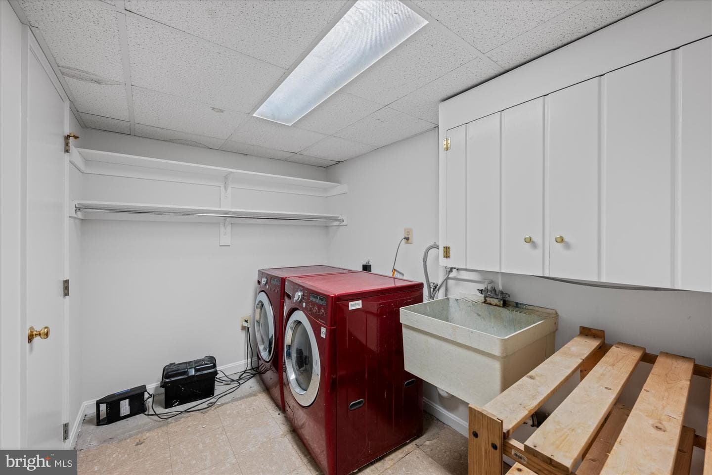 8311 Aqueduct Road photo 23