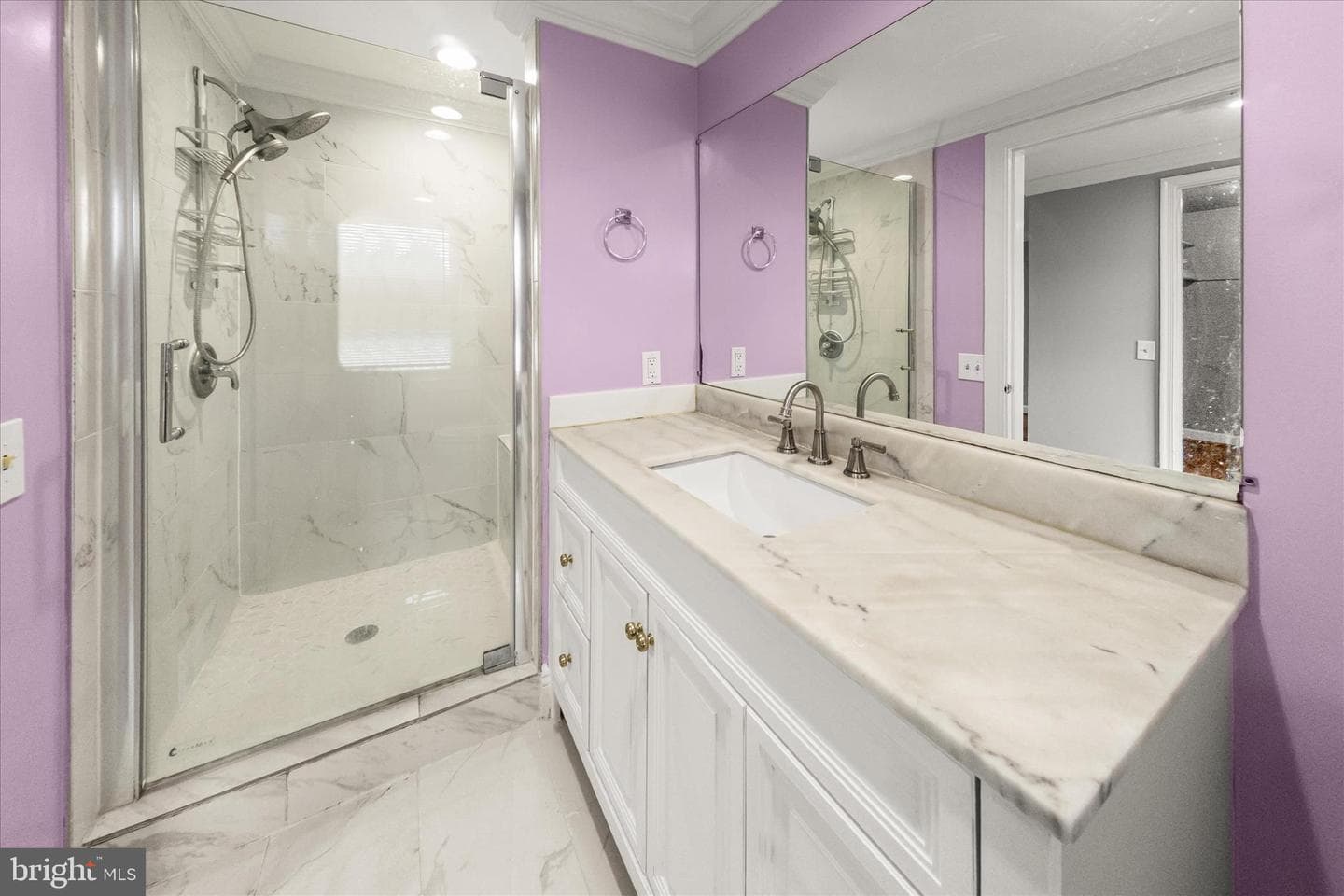 10712 Gainsborough Road photo 28
