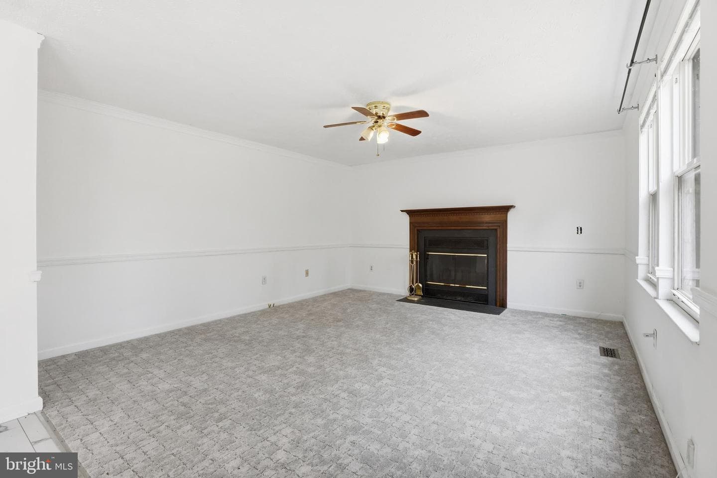 1261 Cavendish Drive photo 10