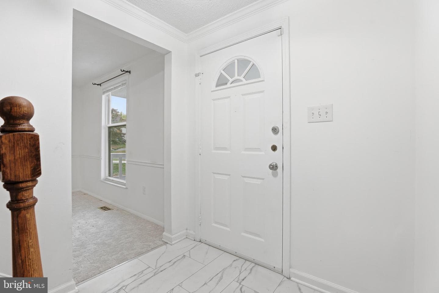 1261 Cavendish Drive photo 4