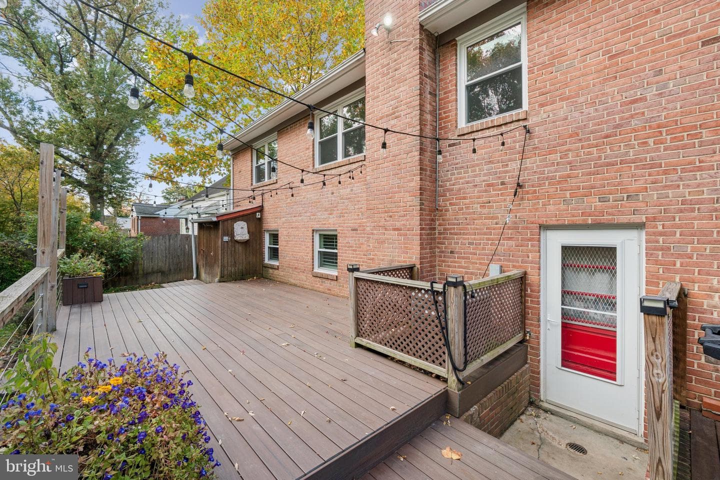 10109 Renfrew Road photo 34