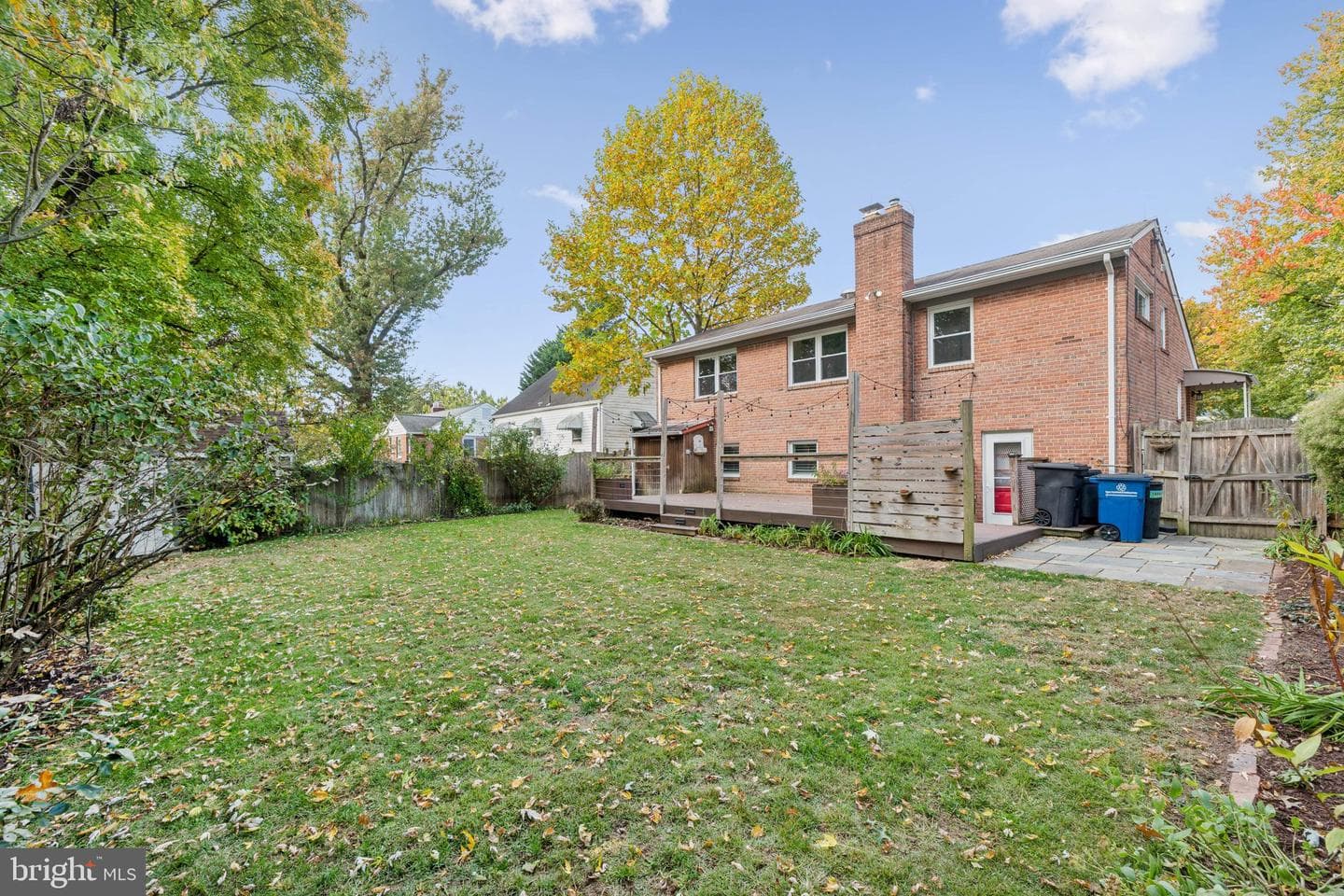 10109 Renfrew Road photo 40