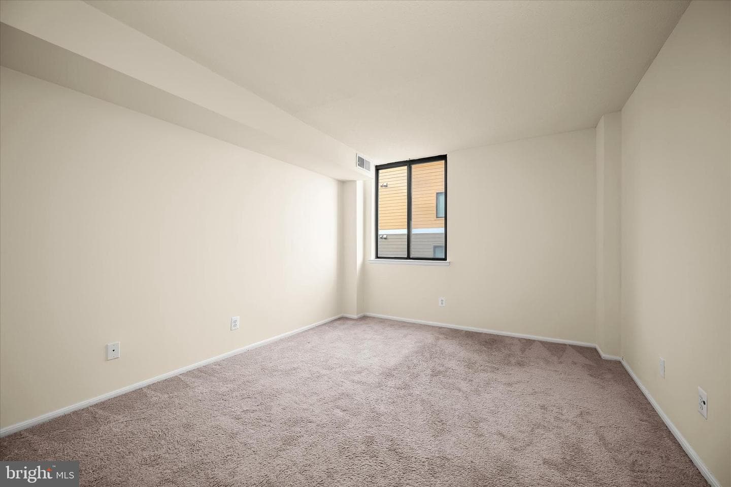 4 Monroe Street #4-810 photo 28