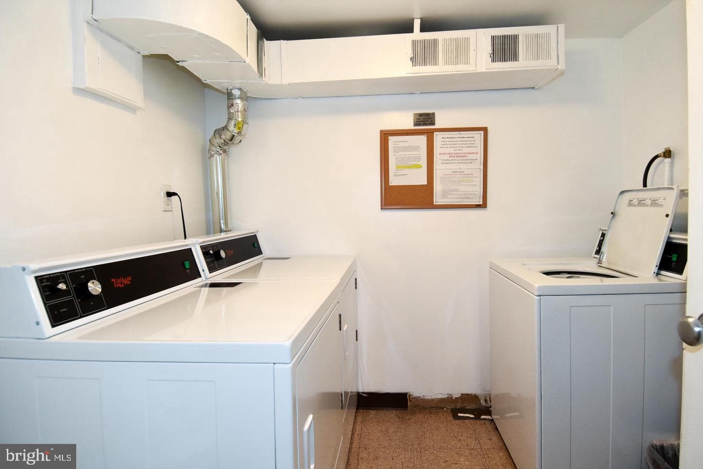 4 Monroe Street #4-810 photo 32