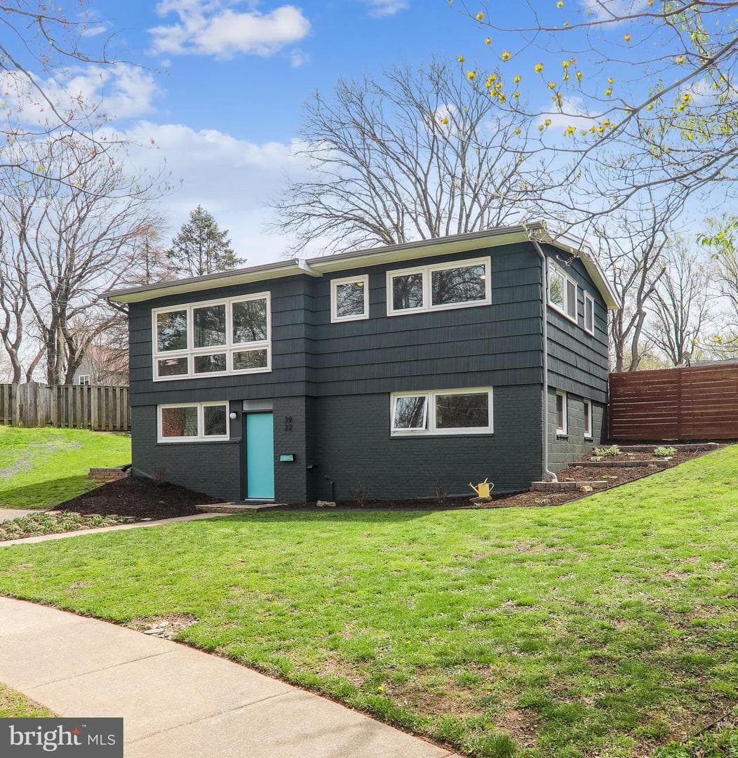 3922 Denfeld Court photo 3