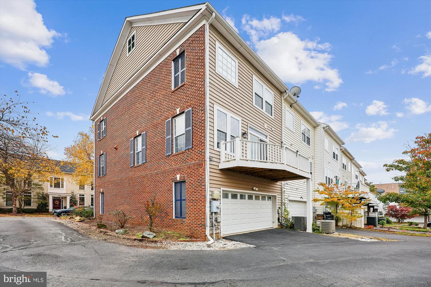 714 Crooked Creek Drive photo 4